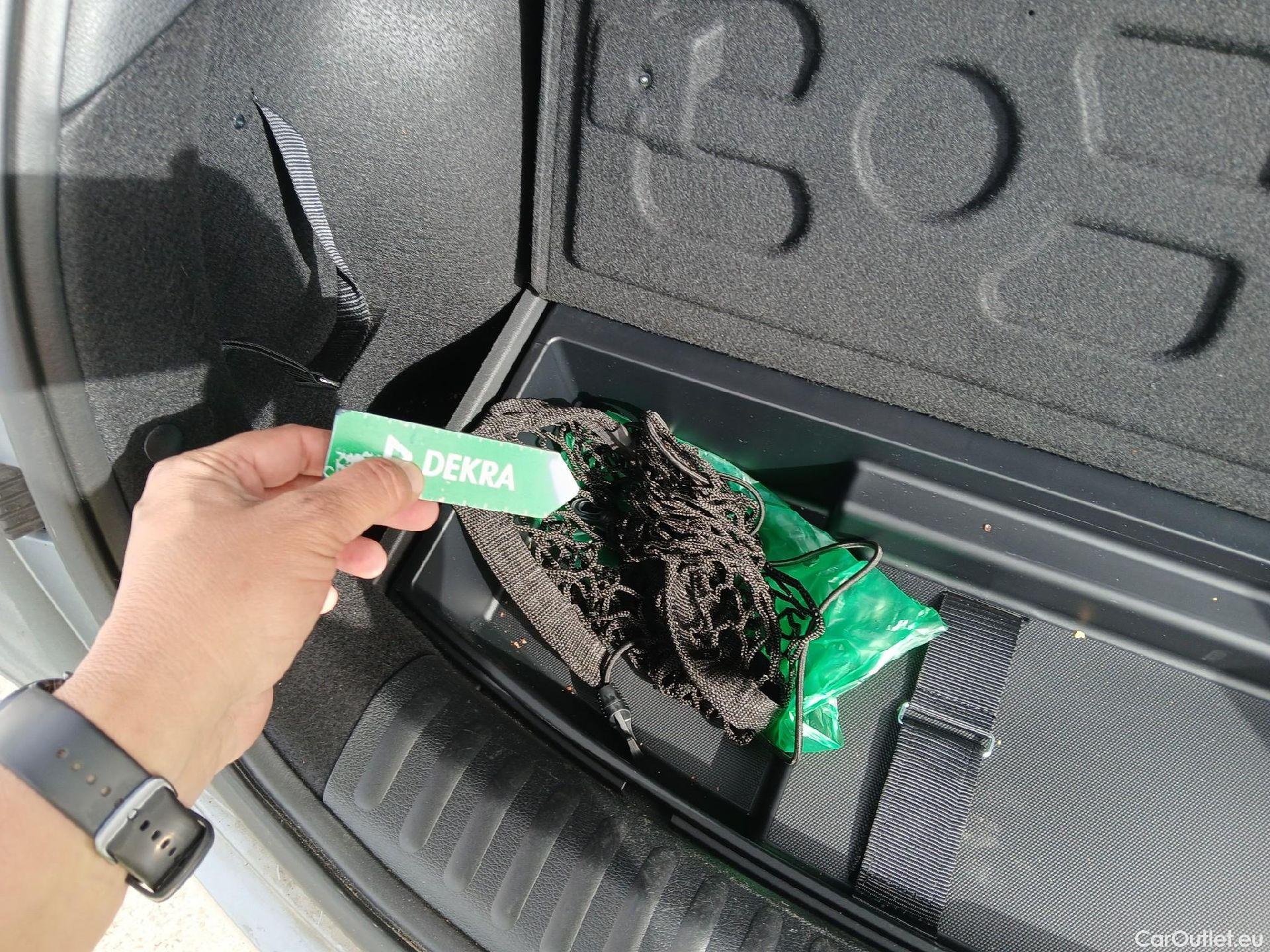  KIA  XCeed KIA  / 2019 / 5P / todoterreno 1.6 GDi PHEV 104kW (141CV) eTech #2