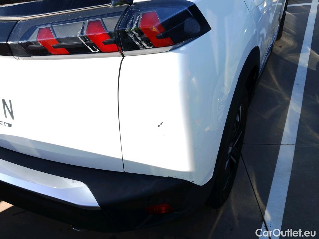  Peugeot  2008 PEUGEOT  / 2019 / 5P / todoterreno Allure BlueHDI 81kW (110CV) #10