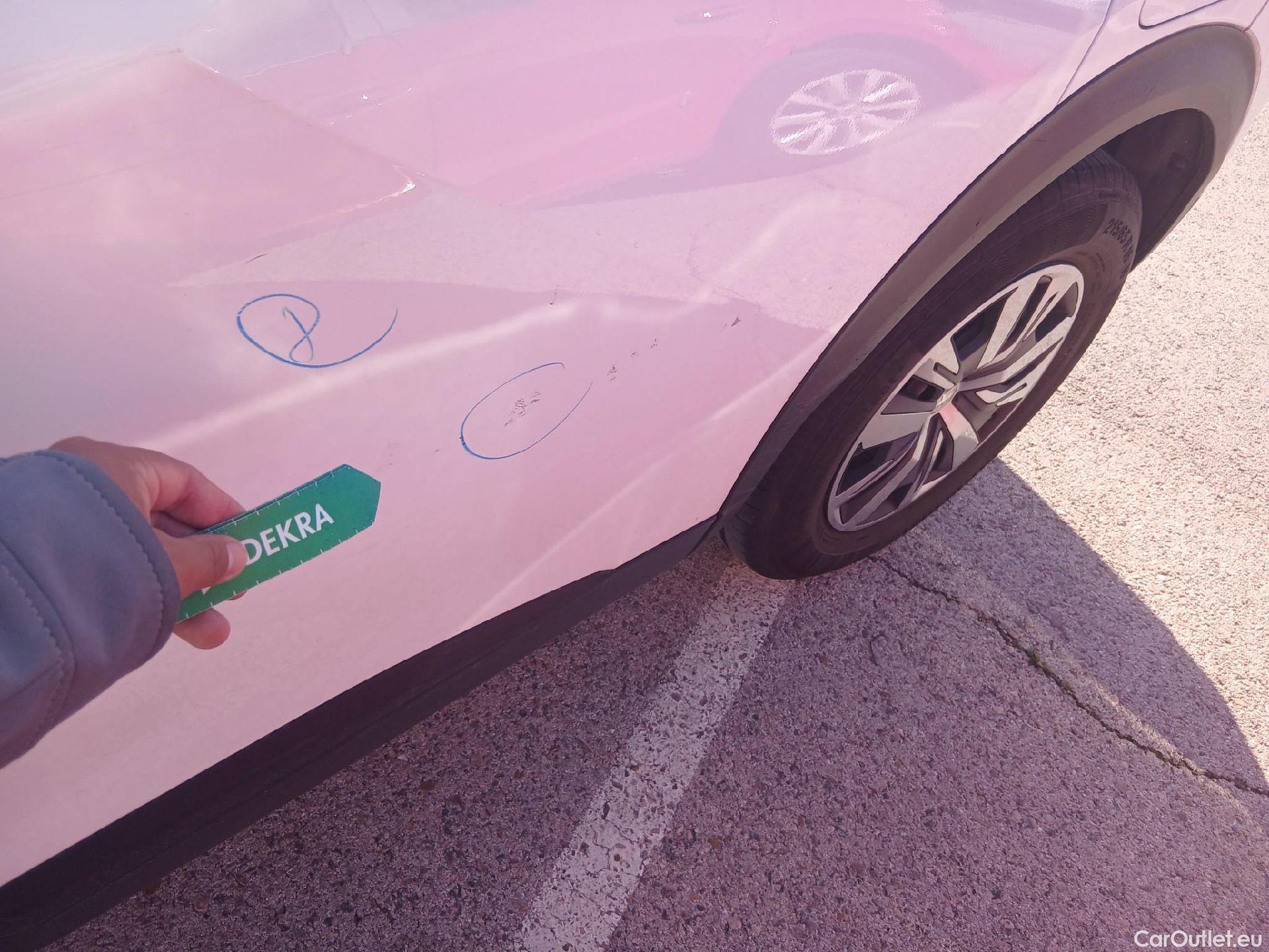  Peugeot  2008 PEUGEOT  / 2019 / 5P / todoterreno Active BlueHDI 81kW (110CV) #22