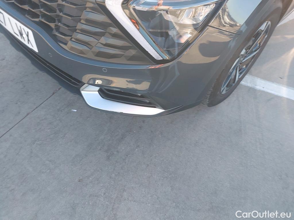  KIA  Sportage KIA  / 2022 / 5P / todoterreno 1.6 T-GDi 110kW (150CV) Drive 4x2 #24