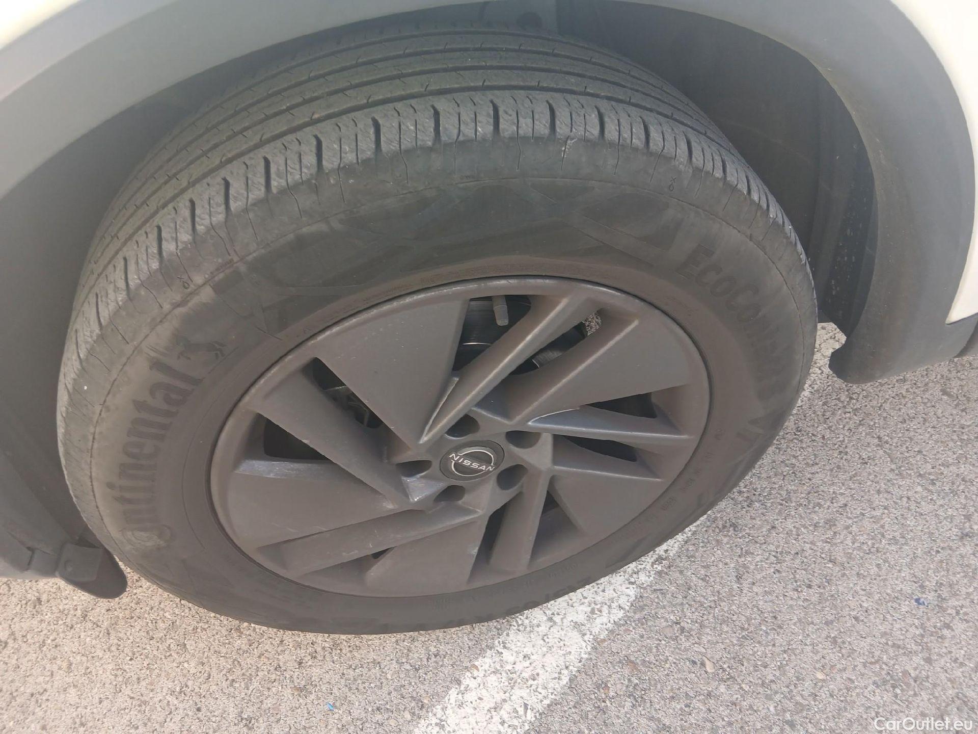  Nissan  Qashqai NISSAN  / 2021 / 5P / todoterreno DIG-T 103kW (140CV) mHEV 4x2 Acenta #2