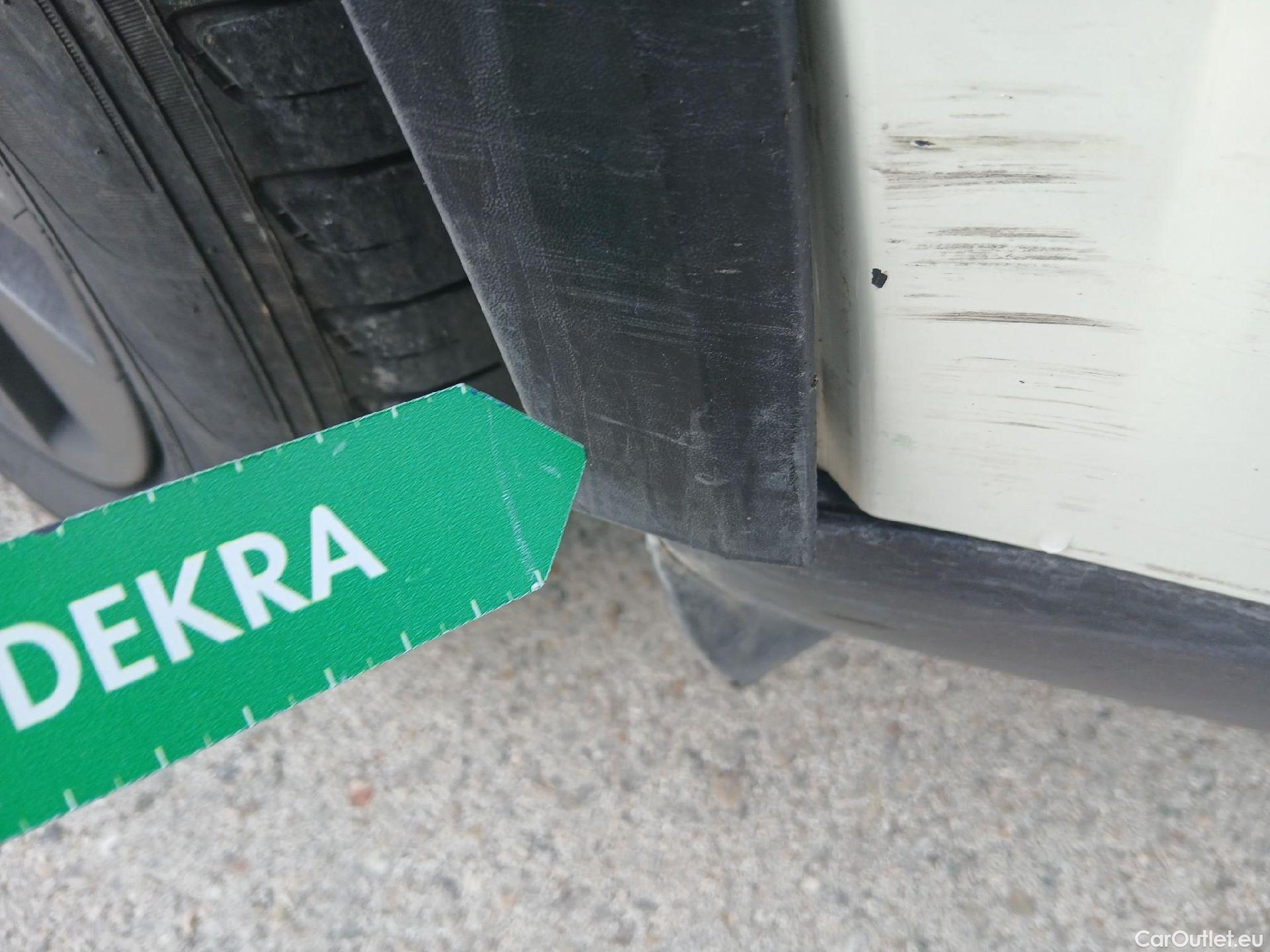  Nissan  Qashqai NISSAN  / 2021 / 5P / todoterreno DIG-T 103kW (140CV) mHEV 4x2 Acenta #43