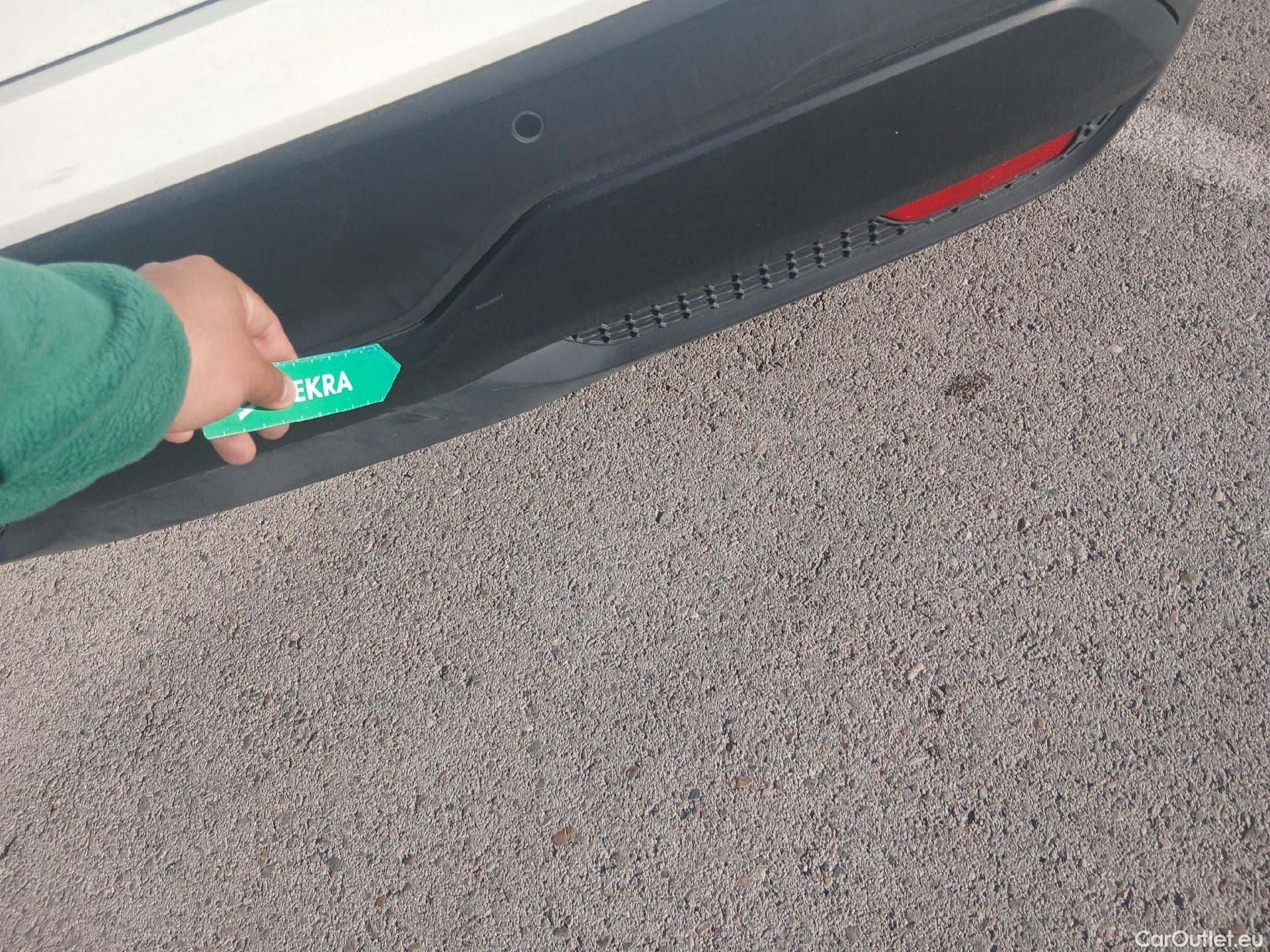  Nissan  Qashqai NISSAN  / 2021 / 5P / todoterreno DIG-T 103kW (140CV) mHEV 4x2 Acenta #15