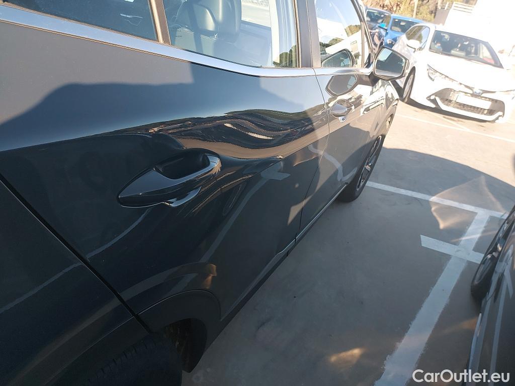  KIA  Sportage KIA  / 2022 / 5P / todoterreno 1.6 T-GDi 110kW (150CV) Drive 4x2 #3