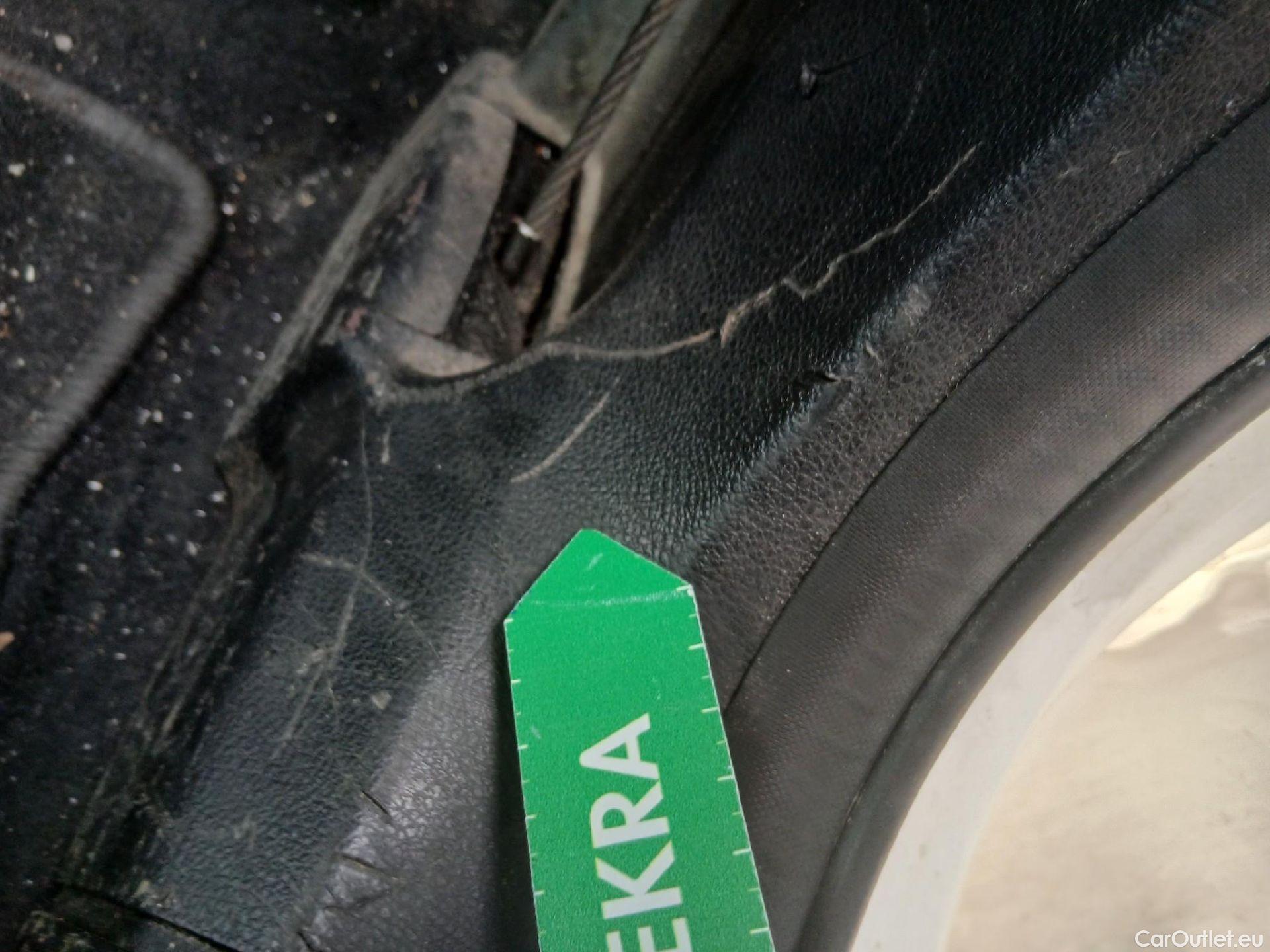  Nissan  Qashqai NISSAN  / 2021 / 5P / todoterreno DIG-T 103kW (140CV) mHEV 4x2 Acenta #55