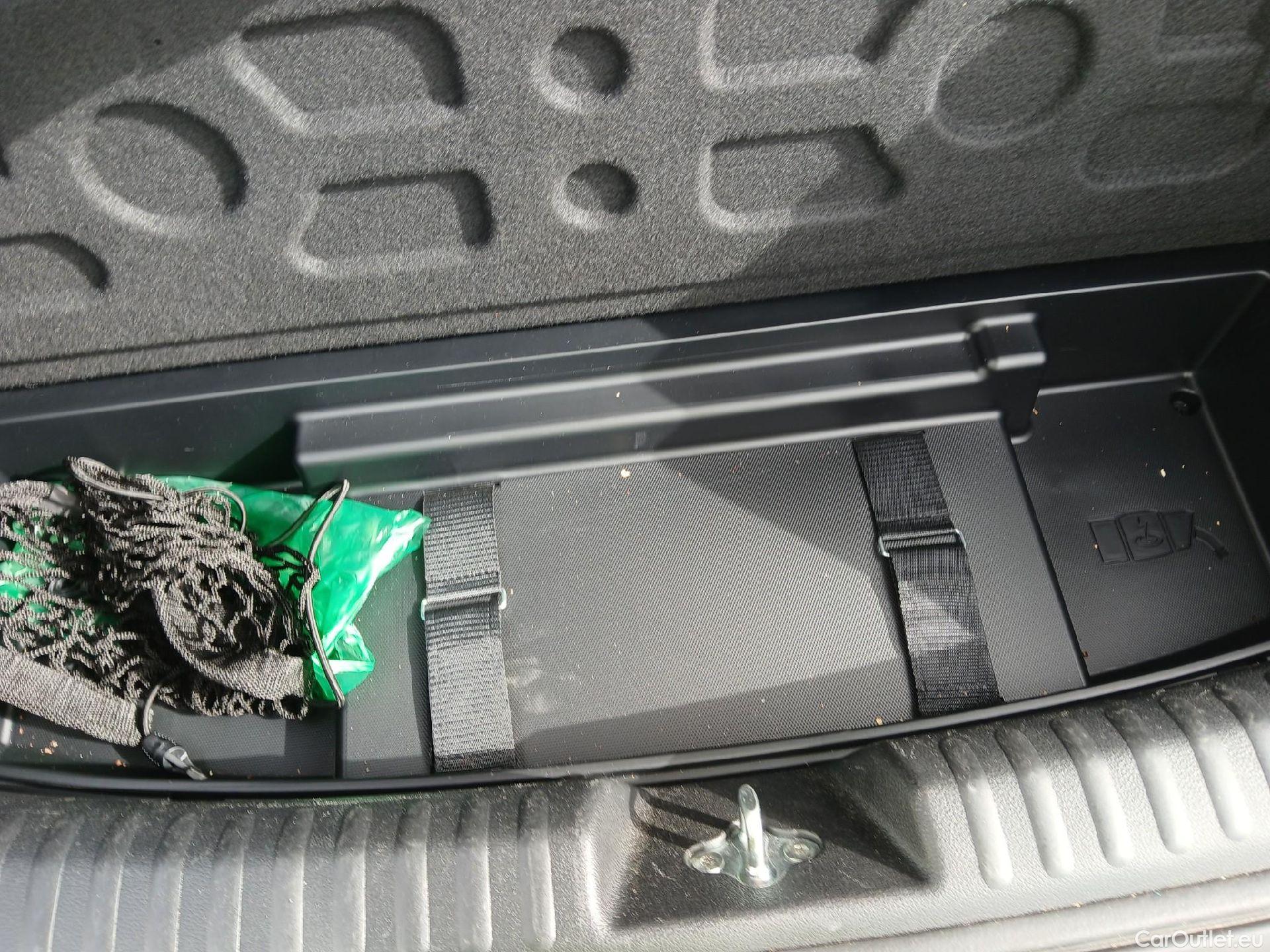  KIA  XCeed KIA  / 2019 / 5P / todoterreno 1.6 GDi PHEV 104kW (141CV) eTech #3