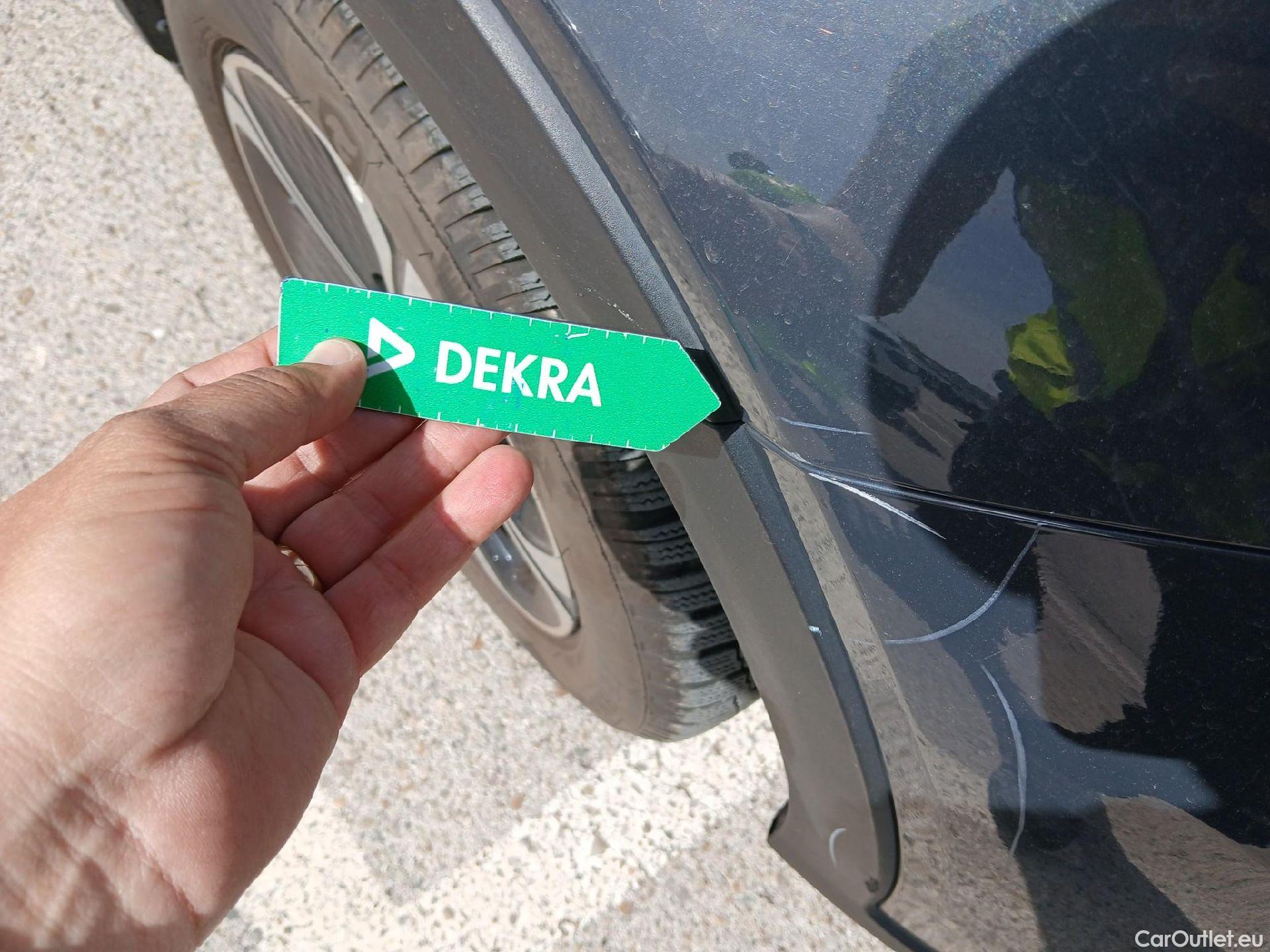  KIA  XCeed KIA  1.6 GDi PHEV 104kW (141CV) eDrive #30