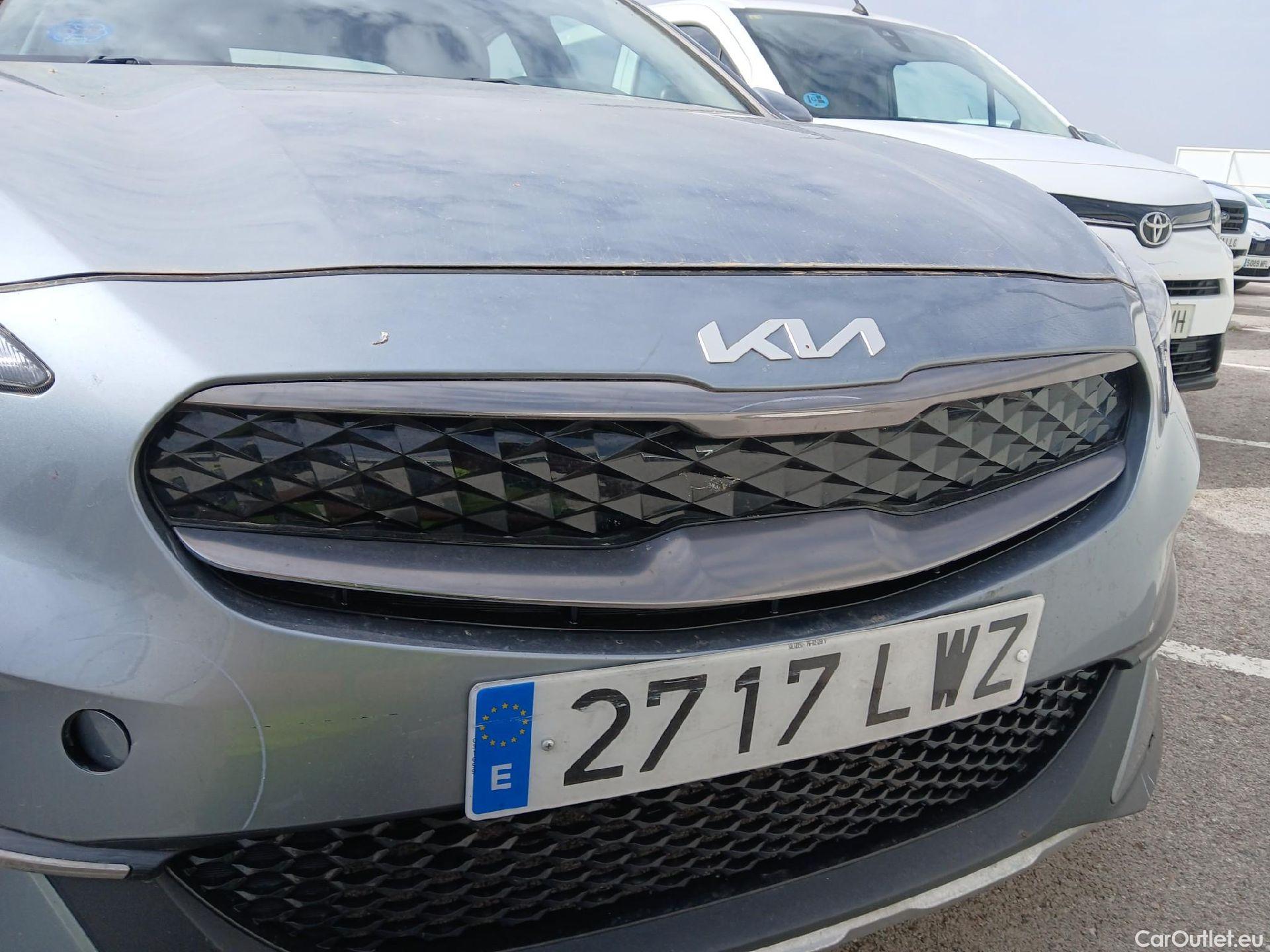  KIA  XCeed KIA  / 2019 / 5P / todoterreno 1.6 GDi PHEV 104kW (141CV) eTech #10