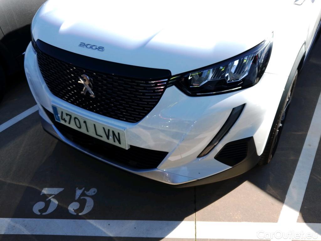  Peugeot  2008 PEUGEOT  / 2019 / 5P / todoterreno Allure BlueHDI 81kW (110CV) #7