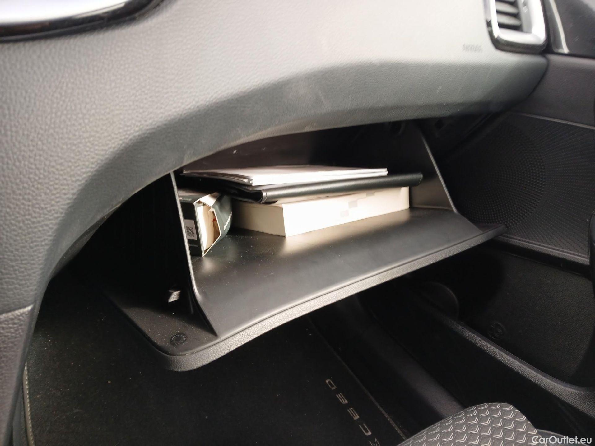  KIA  XCeed KIA  / 2019 / 5P / todoterreno 1.6 GDi PHEV 104kW (141CV) eTech #1