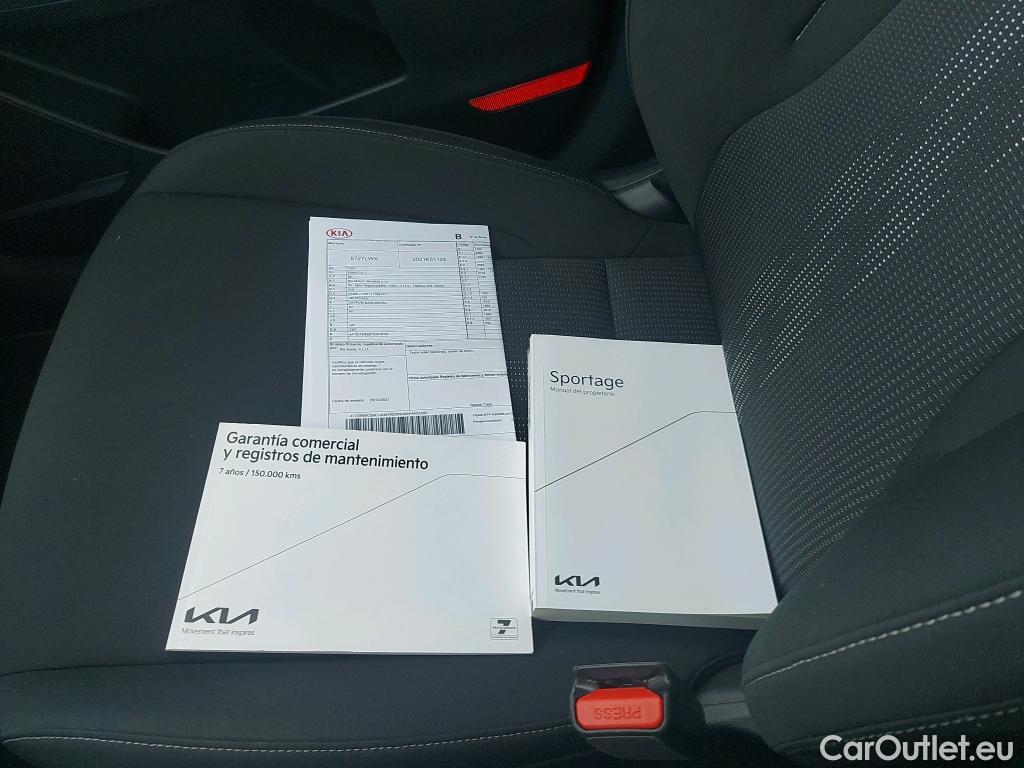  KIA  Sportage KIA  / 2022 / 5P / todoterreno 1.6 T-GDi 110kW (150CV) Drive 4x2 #19