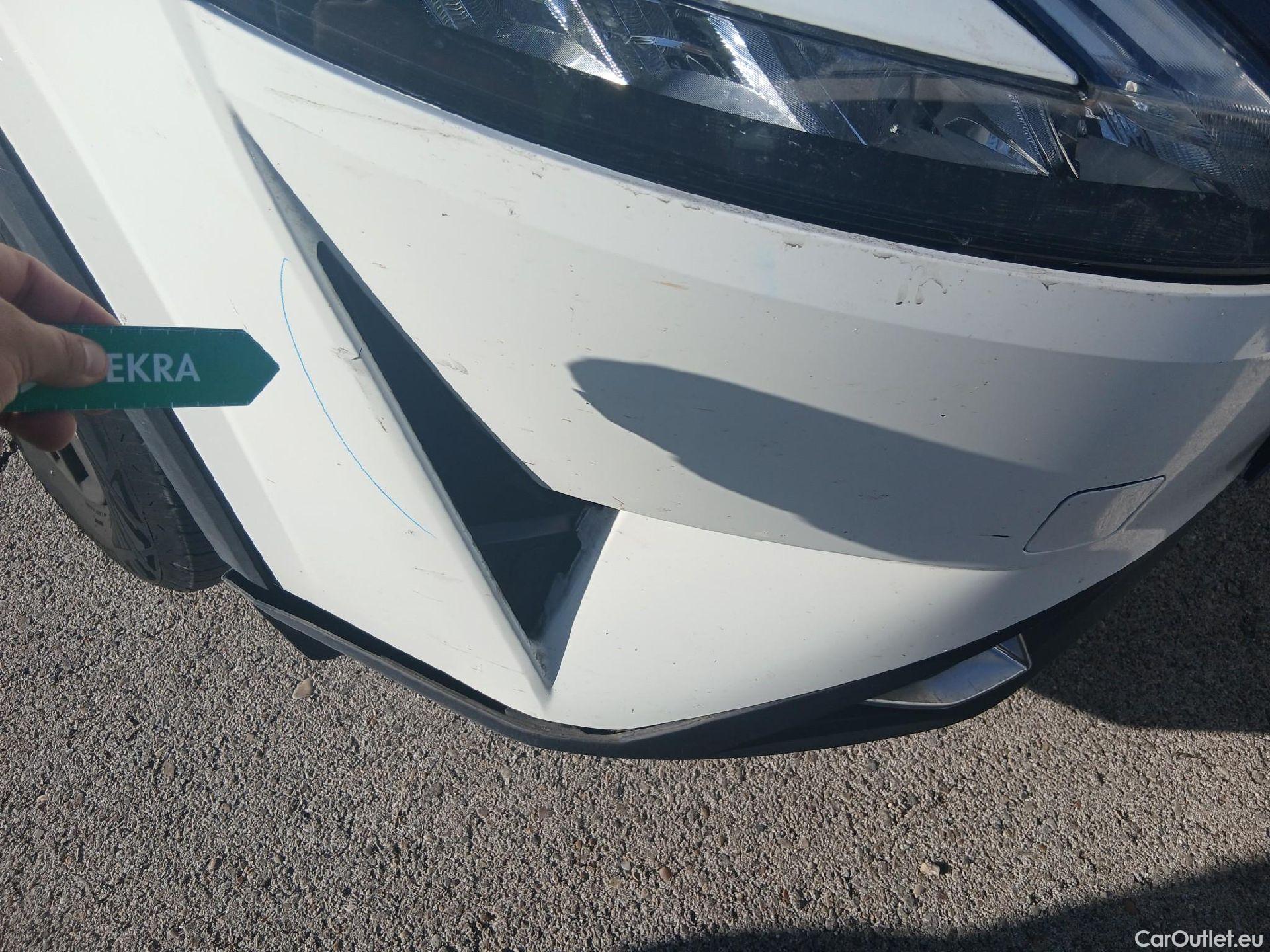  Nissan  Qashqai NISSAN  / 2021 / 5P / todoterreno DIG-T 103kW (140CV) mHEV 4x2 Acenta #8