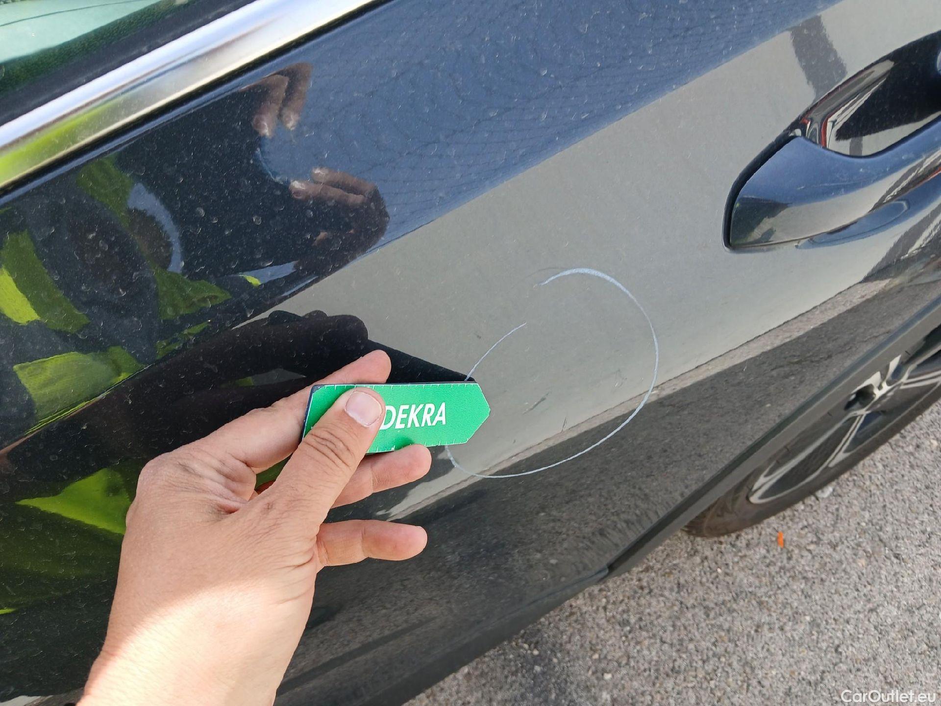  KIA  XCeed KIA  1.6 GDi PHEV 104kW (141CV) eDrive #22