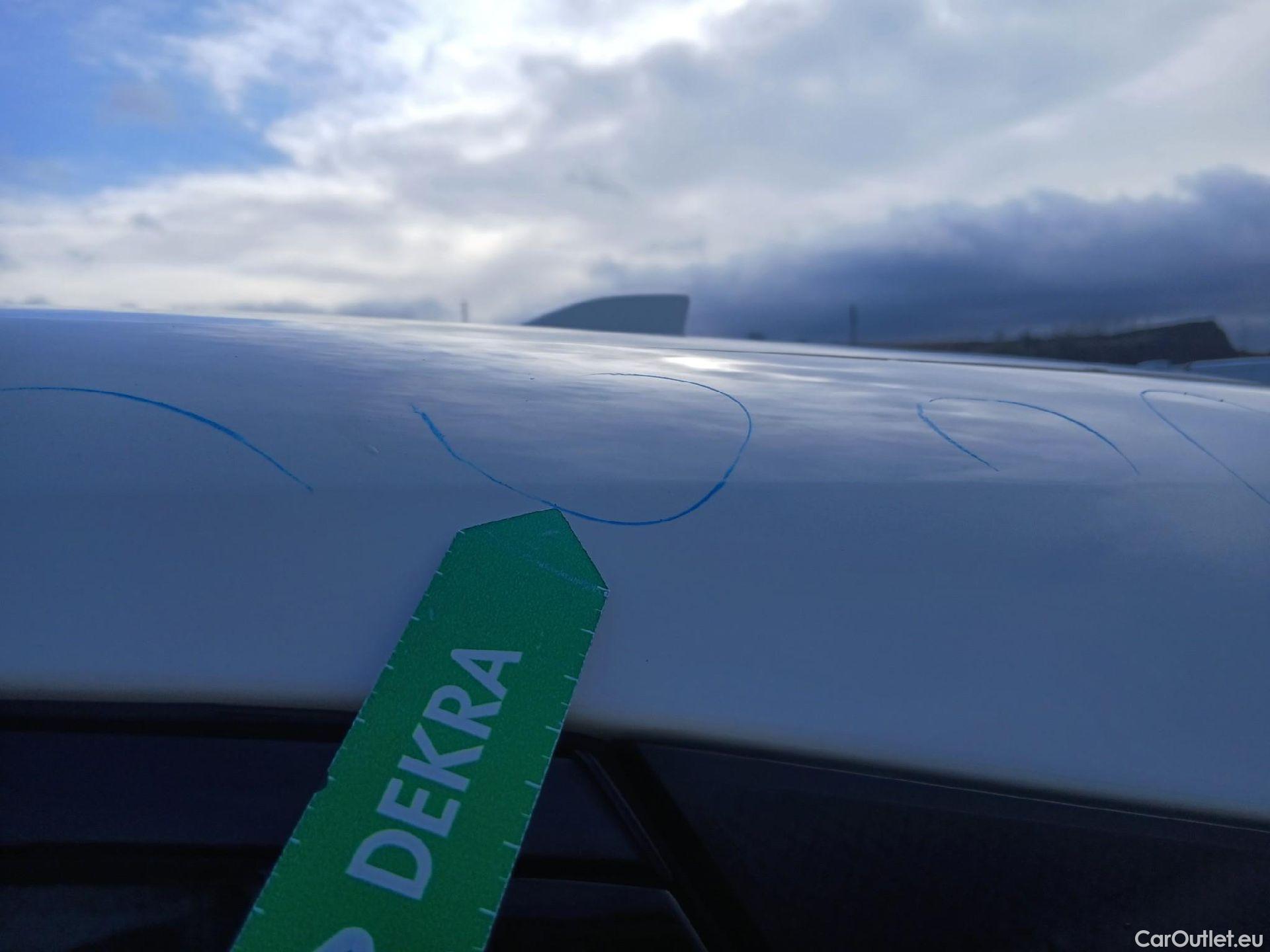  Nissan  Qashqai NISSAN  / 2021 / 5P / todoterreno DIG-T 103kW (140CV) mHEV 4x2 Acenta #76