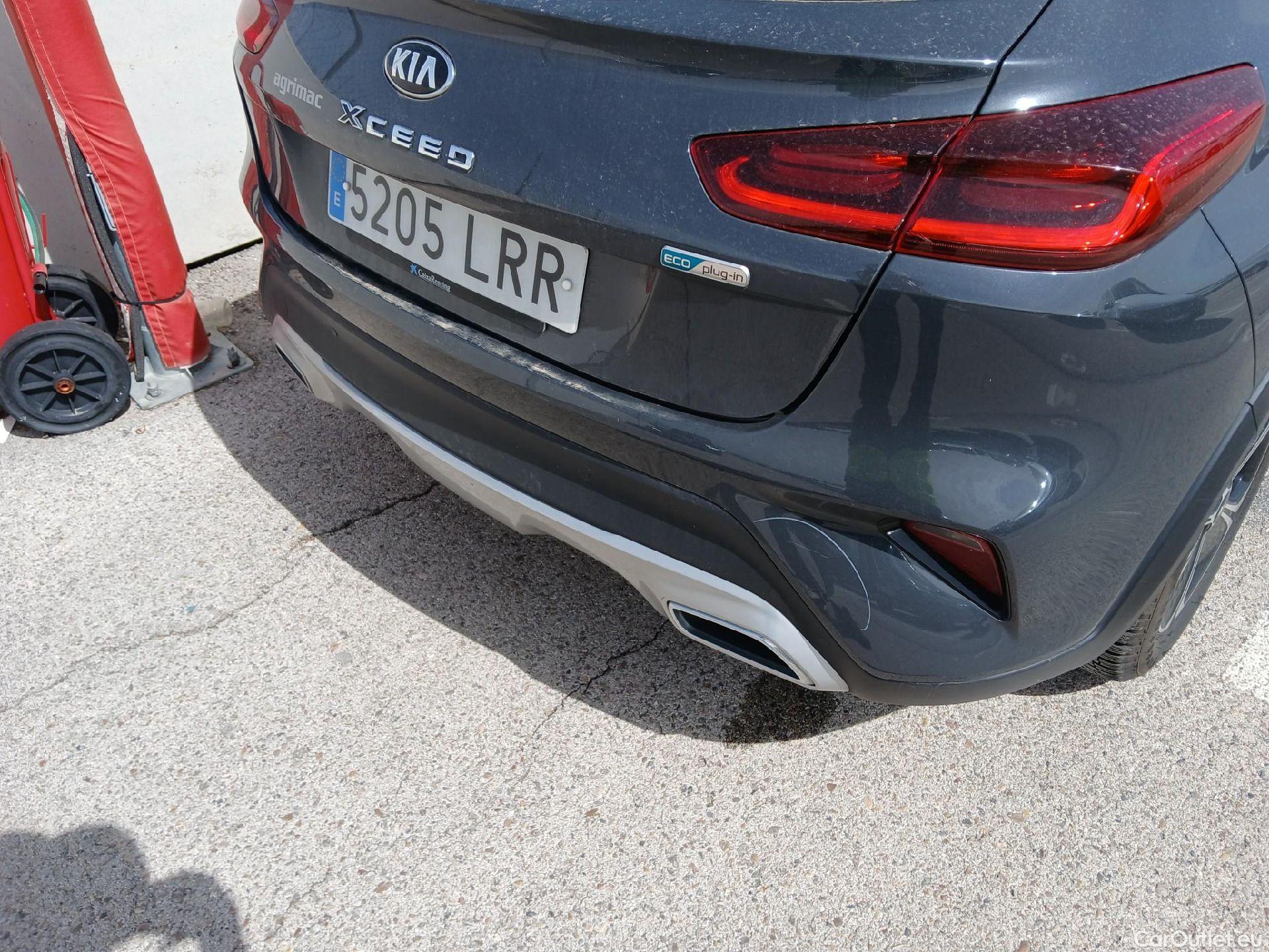  KIA  XCeed KIA  1.6 GDi PHEV 104kW (141CV) eDrive #24