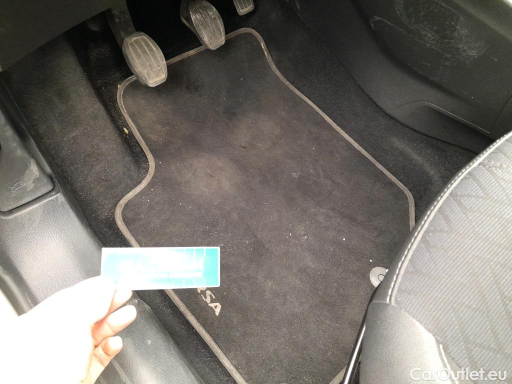  Opel  Corsa OPEL  1.2T XHL 74kW (100CV) Elegance #25