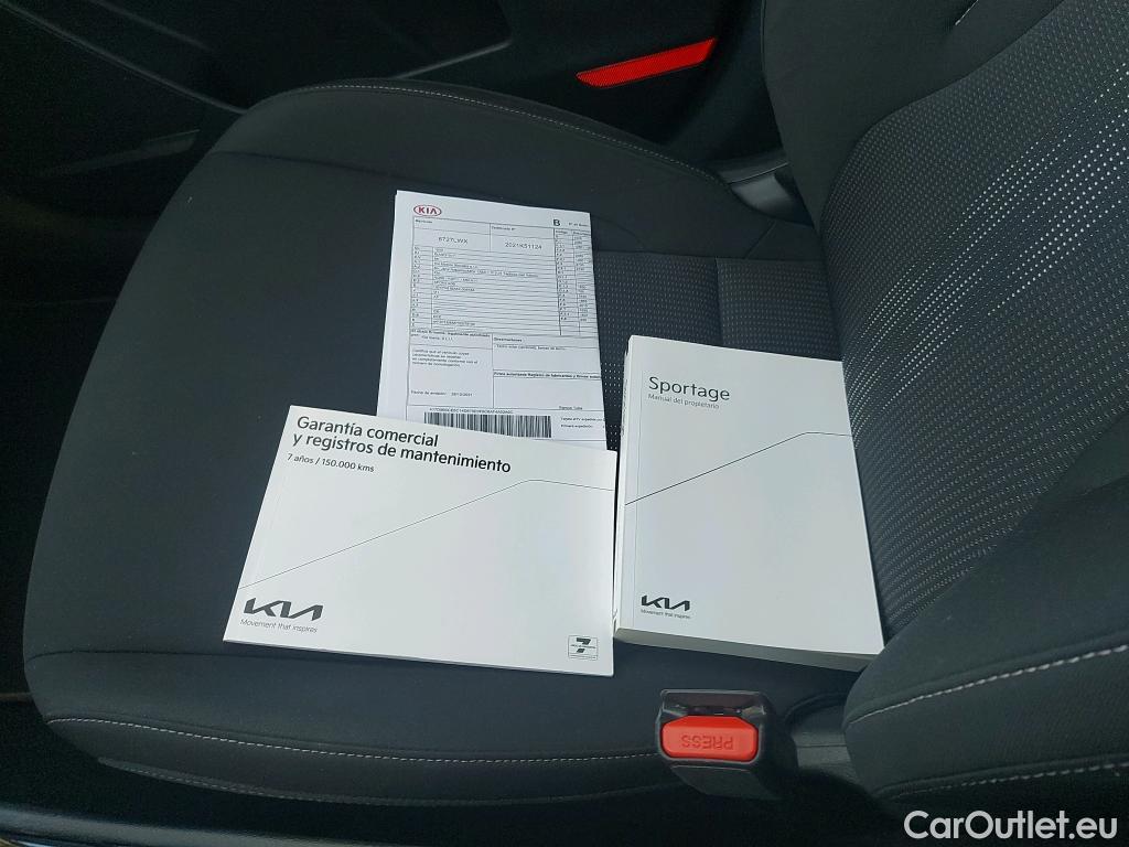  KIA  Sportage KIA  / 2022 / 5P / todoterreno 1.6 T-GDi 110kW (150CV) Drive 4x2 #18