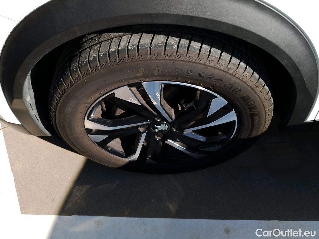  Peugeot  2008 PEUGEOT  / 2019 / 5P / todoterreno Allure BlueHDI 81kW (110CV) #1