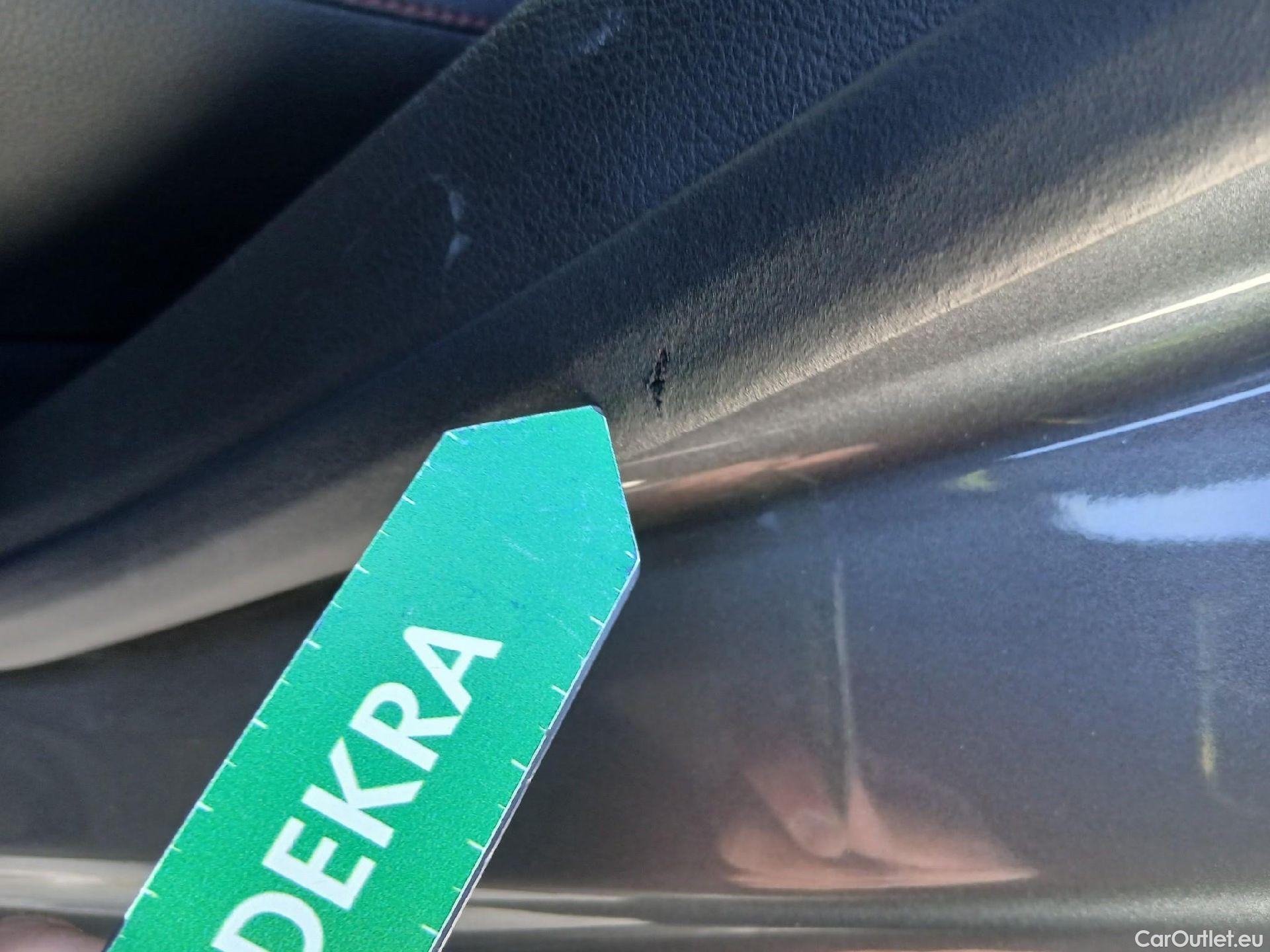  Mercedes  GLA Clase   250 4Matic (247.747)AMG AMG Line 225CV AT8 E6d #24