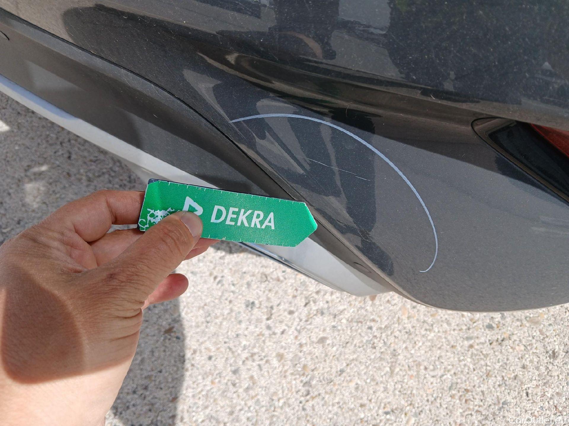  KIA  XCeed KIA  1.6 GDi PHEV 104kW (141CV) eDrive #25