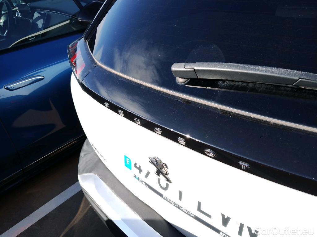  Peugeot  2008 PEUGEOT  / 2019 / 5P / todoterreno Allure BlueHDI 81kW (110CV) #29