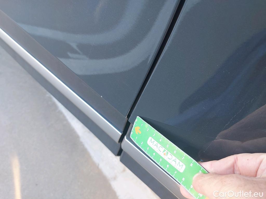  KIA  Sportage KIA  / 2022 / 5P / todoterreno 1.6 T-GDi 110kW (150CV) Drive 4x2 #7