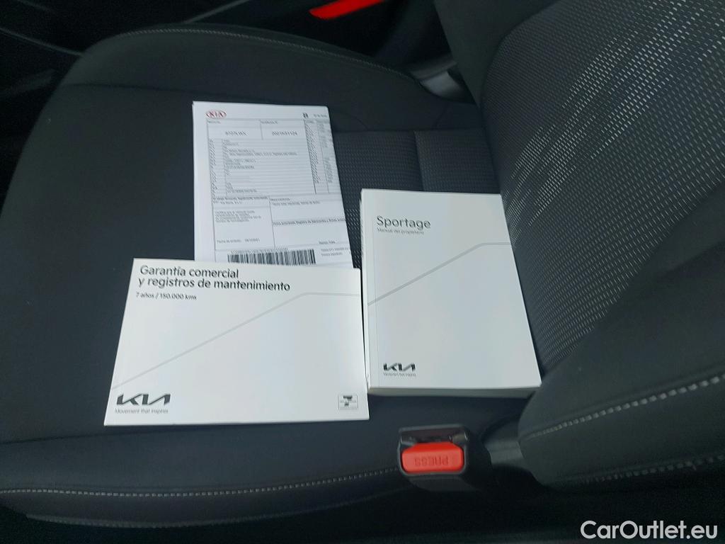  KIA  Sportage KIA  / 2022 / 5P / todoterreno 1.6 T-GDi 110kW (150CV) Drive 4x2 #17