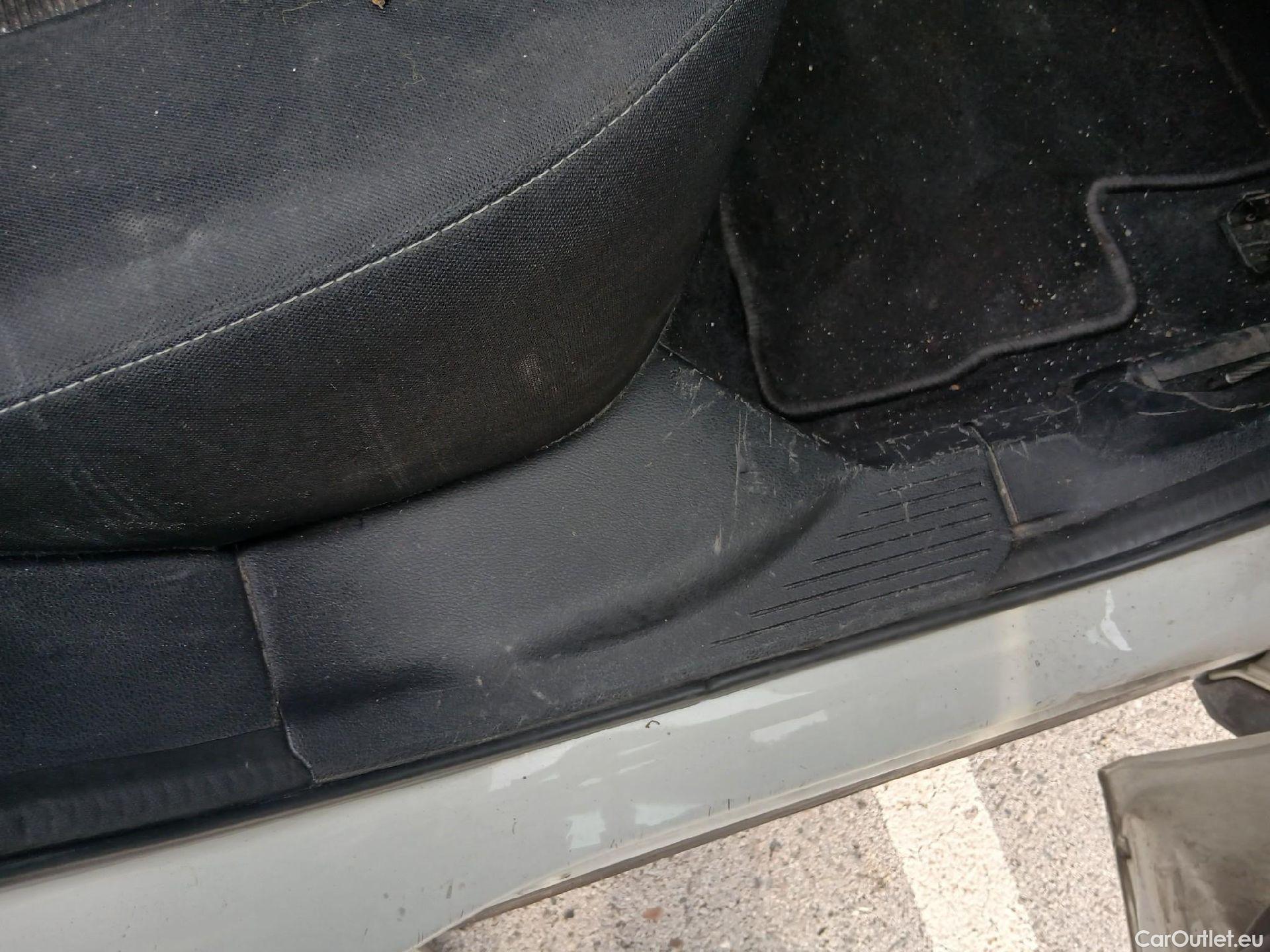  Nissan  Qashqai NISSAN  / 2021 / 5P / todoterreno DIG-T 103kW (140CV) mHEV 4x2 Acenta #54