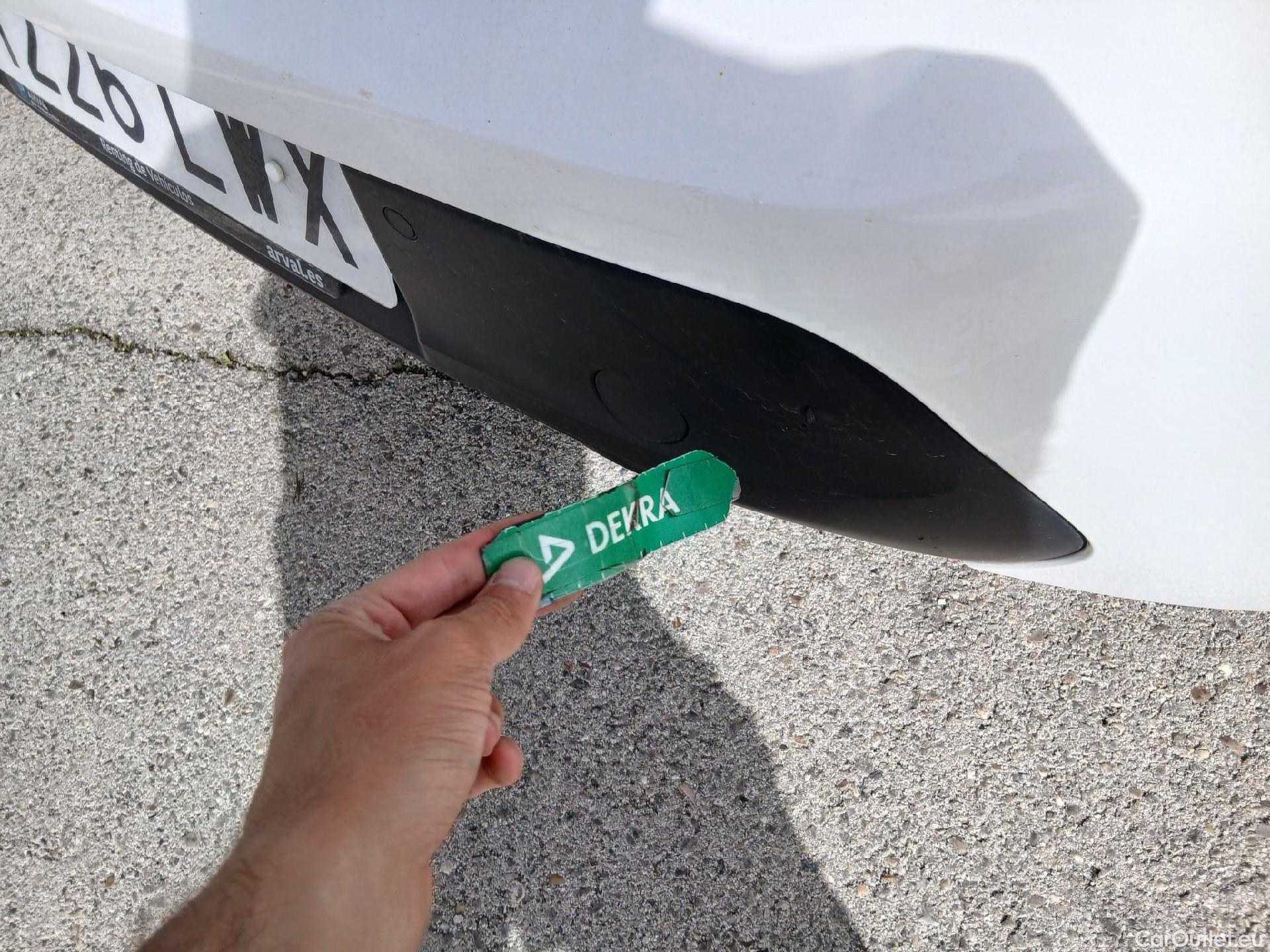  Peugeot  208 PEUGEOT  / 2019 / 5P / berlina con portón BlueHDi 73kW (100CV) Active Pack (AC) #26