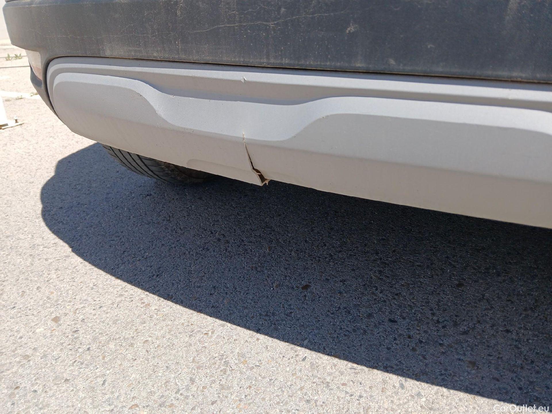  Renault  Captur RENAULT  / 2020 / 5P / todoterreno Intens TCe 90 #30