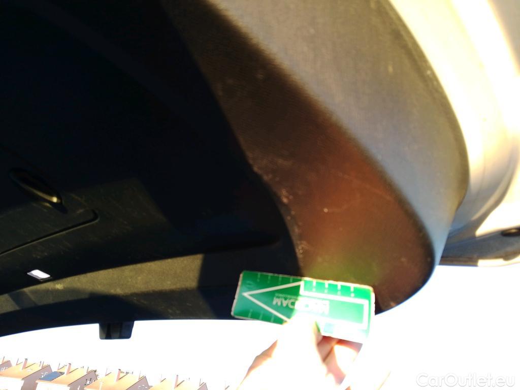  Volvo  XC90 VOLVO  todoterreno 2.0 T8 AWD R-Design Auto 300 CV 11 kWh #Opcionales 5550€# #17