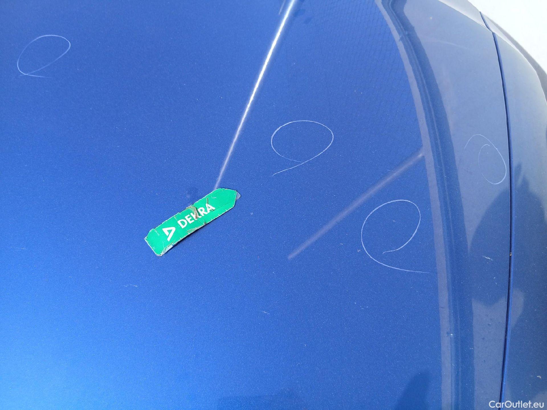  Volvo  V60 VOLVO  / 2018 / 5P / familiar 2.0 D4 R-Design Auto #5