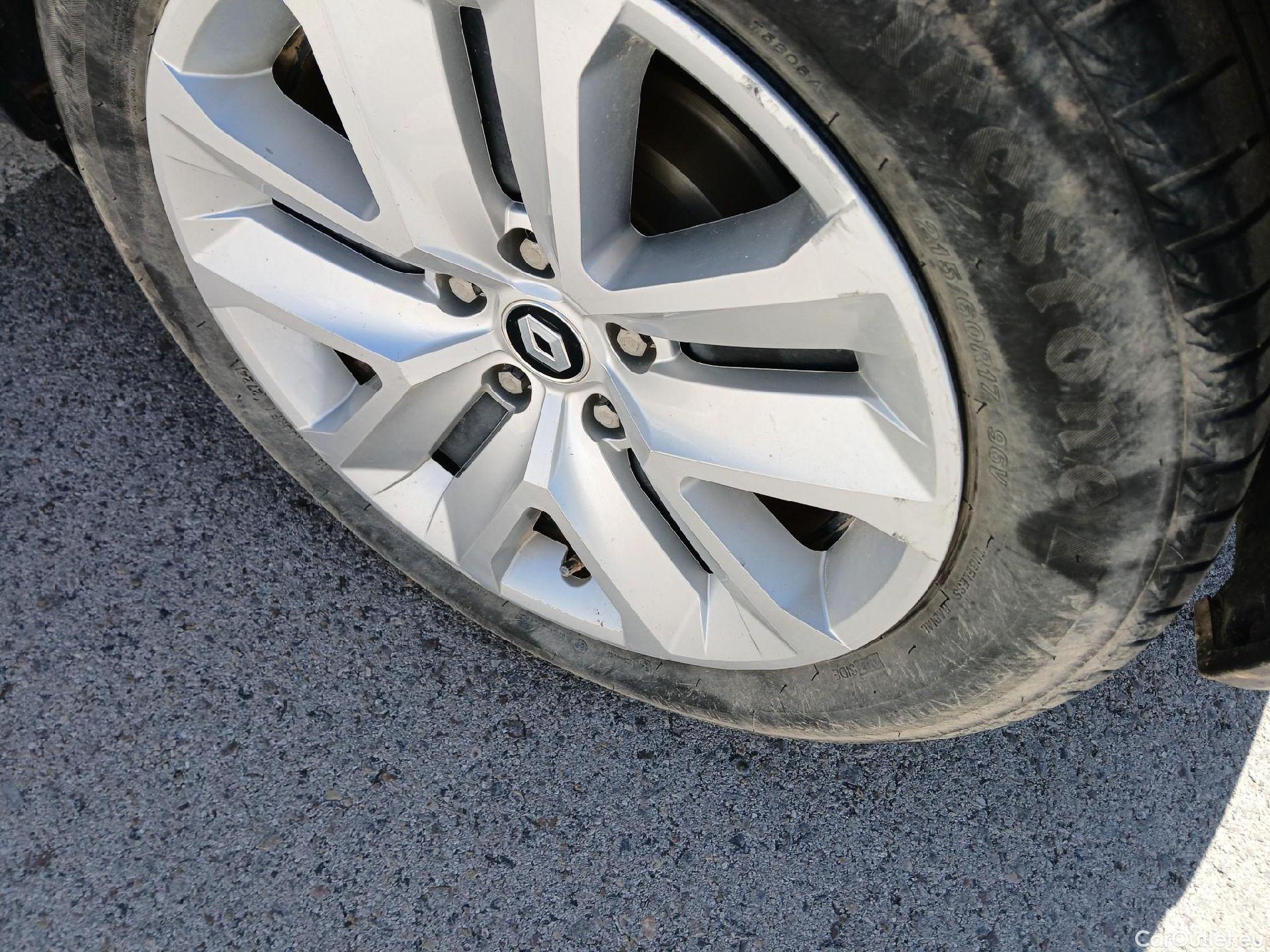  Renault  Captur RENAULT  / 2020 / 5P / todoterreno Intens TCe 90 #26