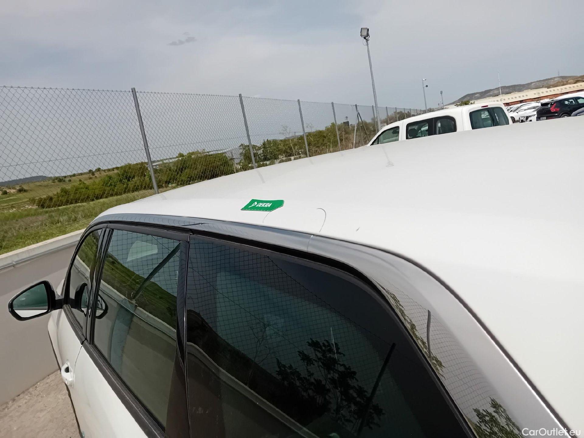  Peugeot  5008 PEUGEOT  / 2020 / 5P / todoterreno 1.2 PureTech 96KW S&S Active Pack EAT8 #29