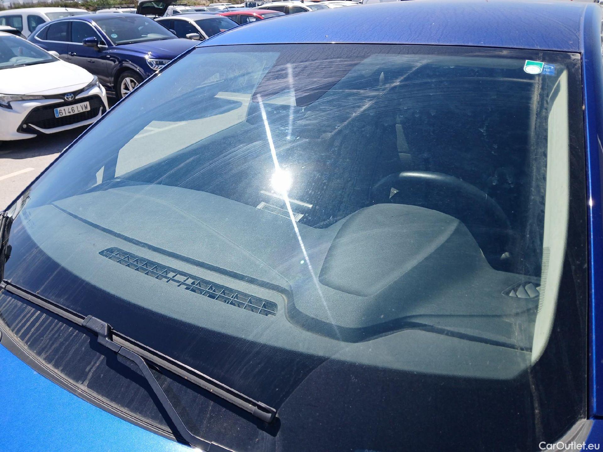  Renault  Captur RENAULT  / 2020 / 5P / todoterreno Intens TCe 90 #17