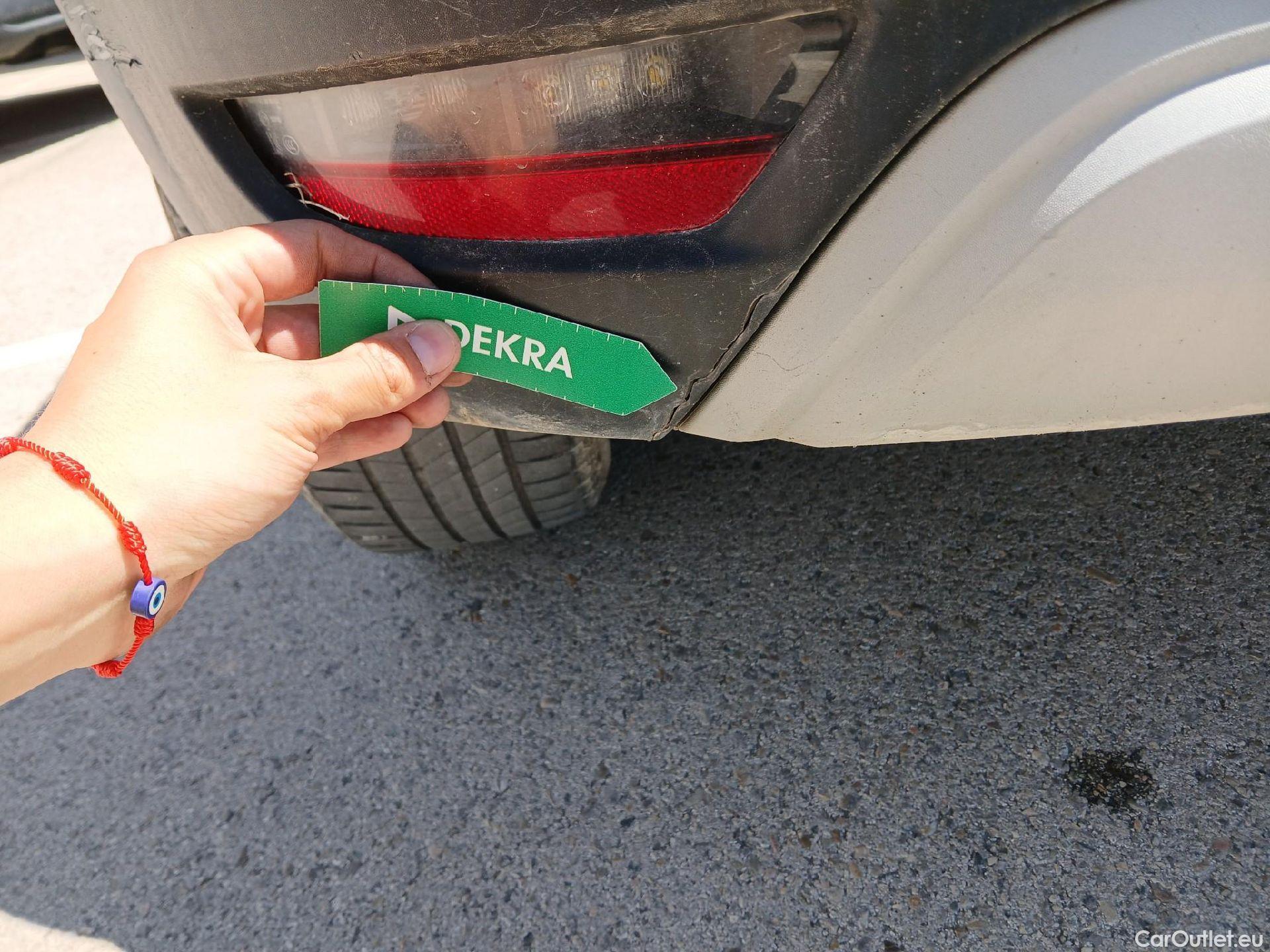  Renault  Captur RENAULT  / 2020 / 5P / todoterreno Intens TCe 90 #33