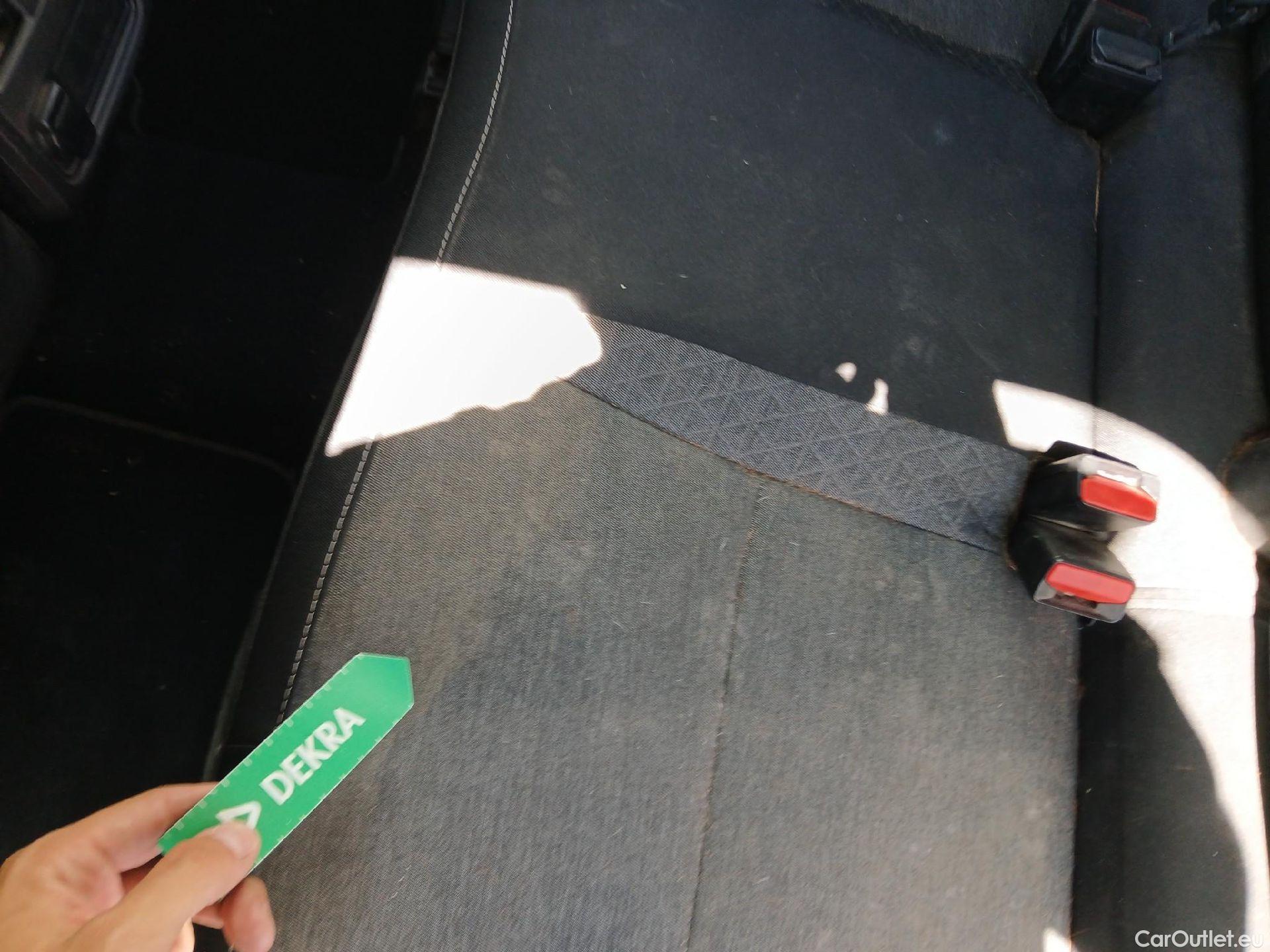  Renault  Captur RENAULT  / 2020 / 5P / todoterreno Intens TCe 90 #2