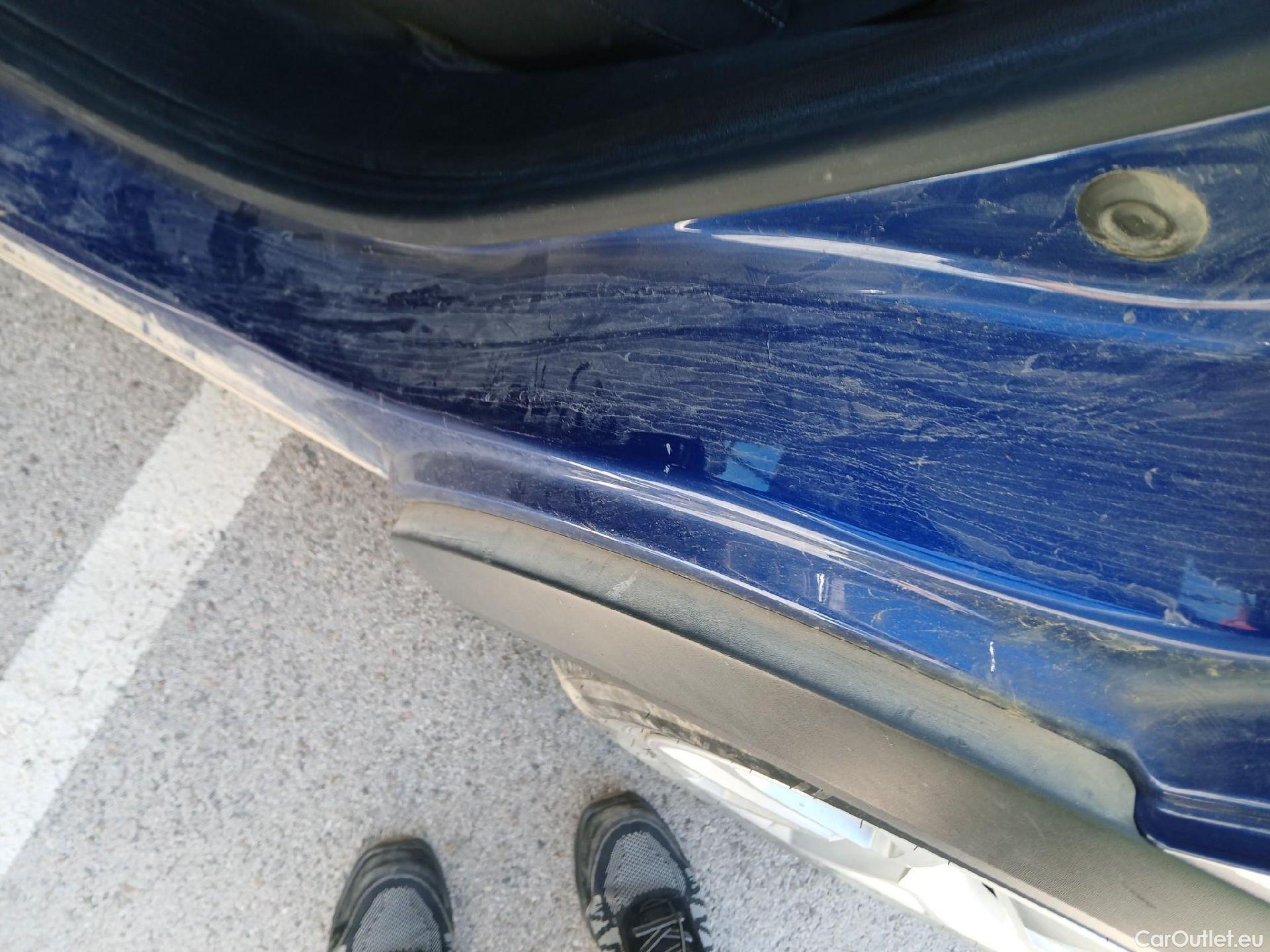  Renault  Captur RENAULT  / 2020 / 5P / todoterreno Intens TCe 90 #24