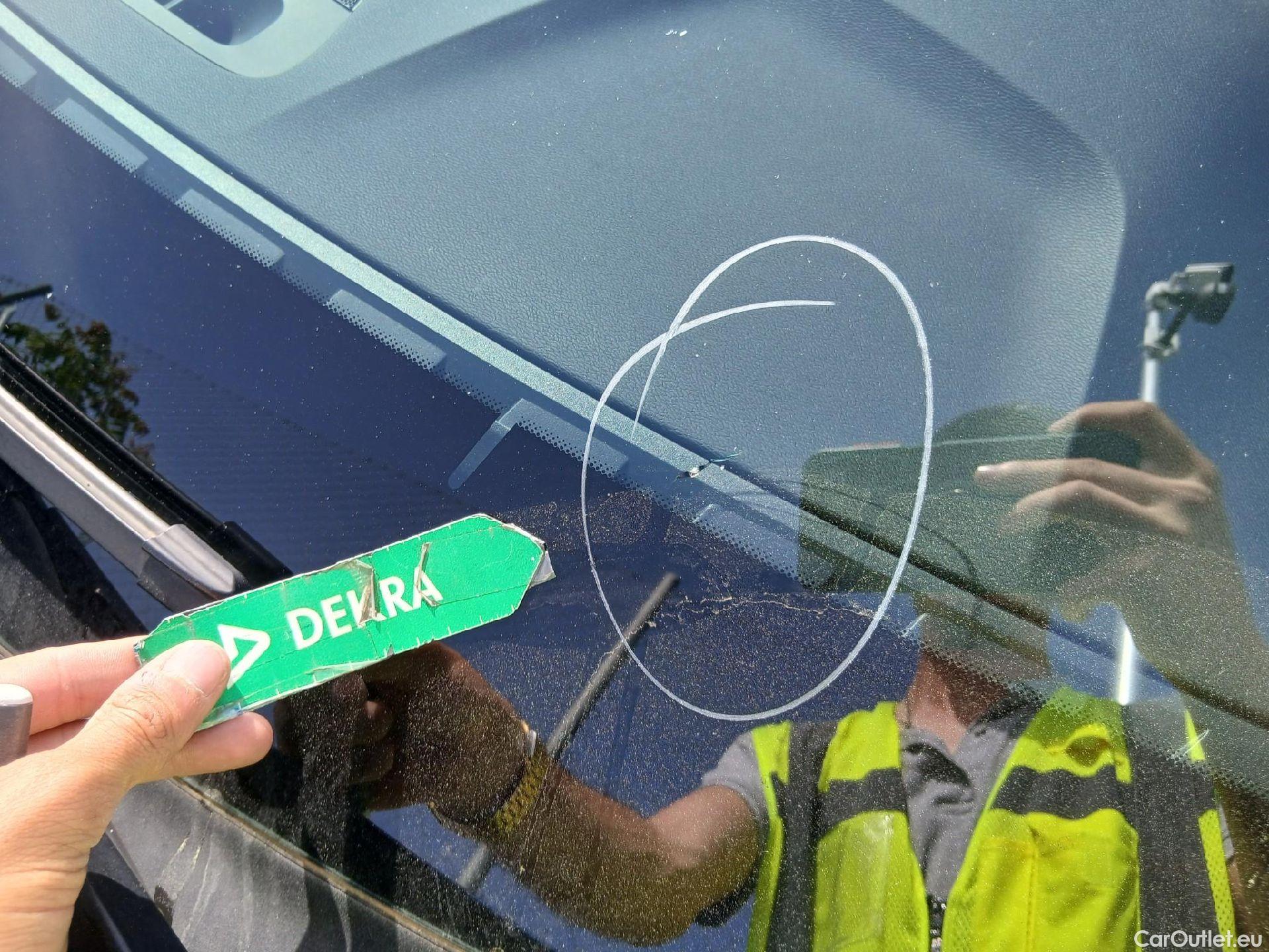  Volvo  V60 VOLVO  / 2018 / 5P / familiar 2.0 D4 R-Design Auto #1