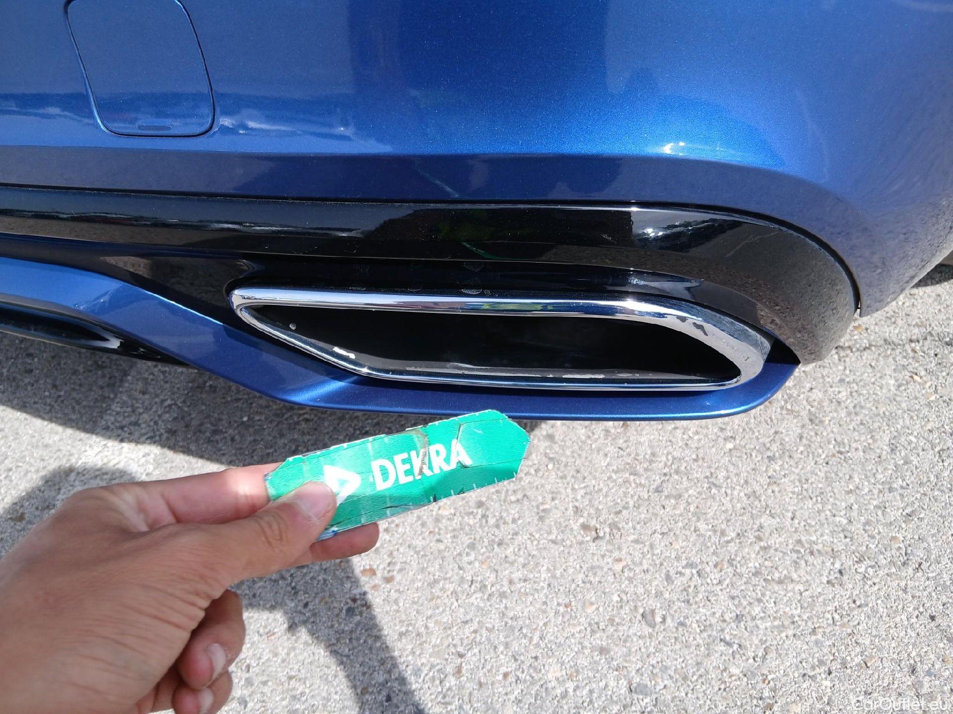  Volvo  V60 VOLVO  / 2018 / 5P / familiar 2.0 D4 R-Design Auto #35