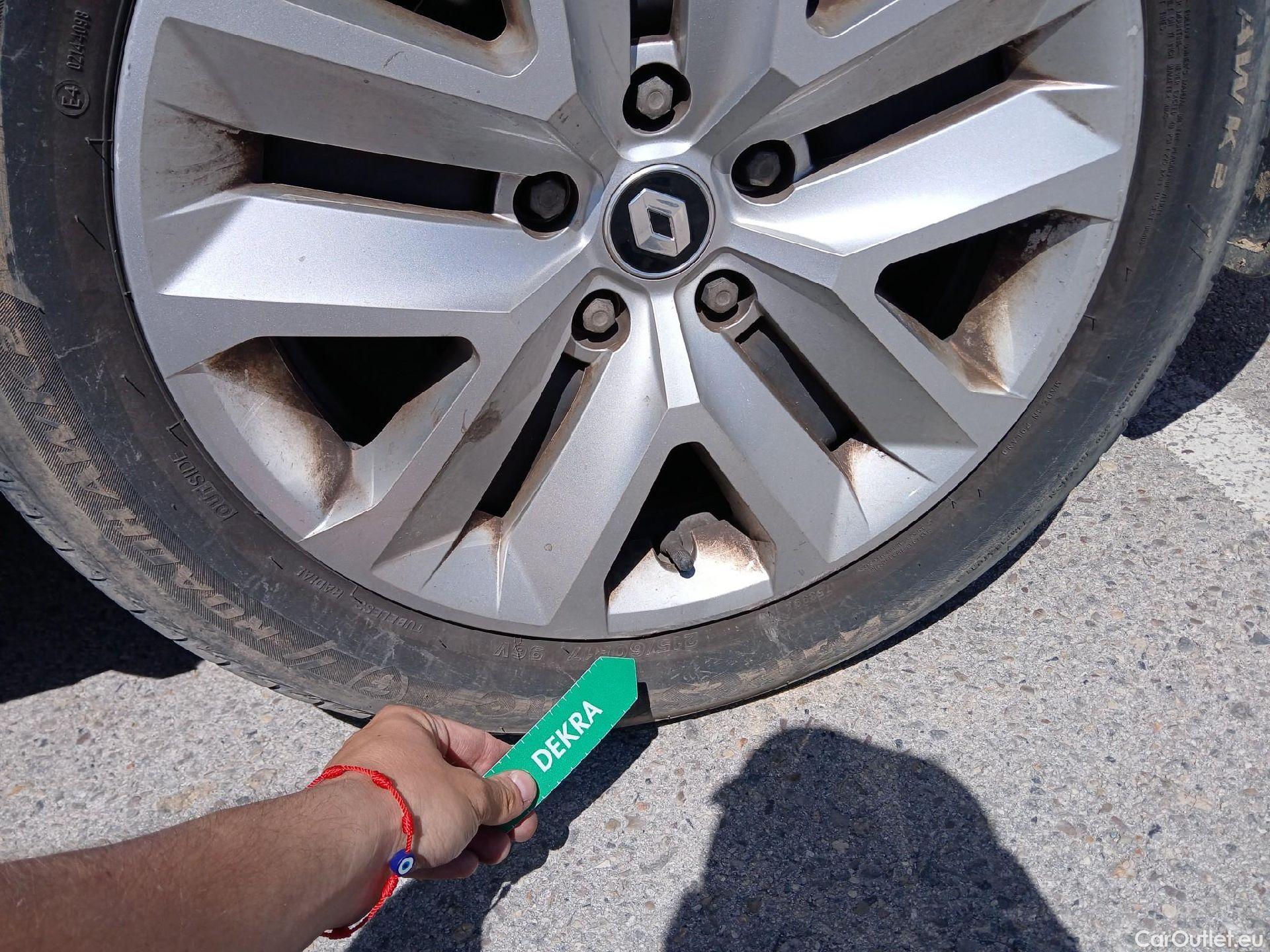  Renault  Captur RENAULT  / 2020 / 5P / todoterreno Intens TCe 90 #45