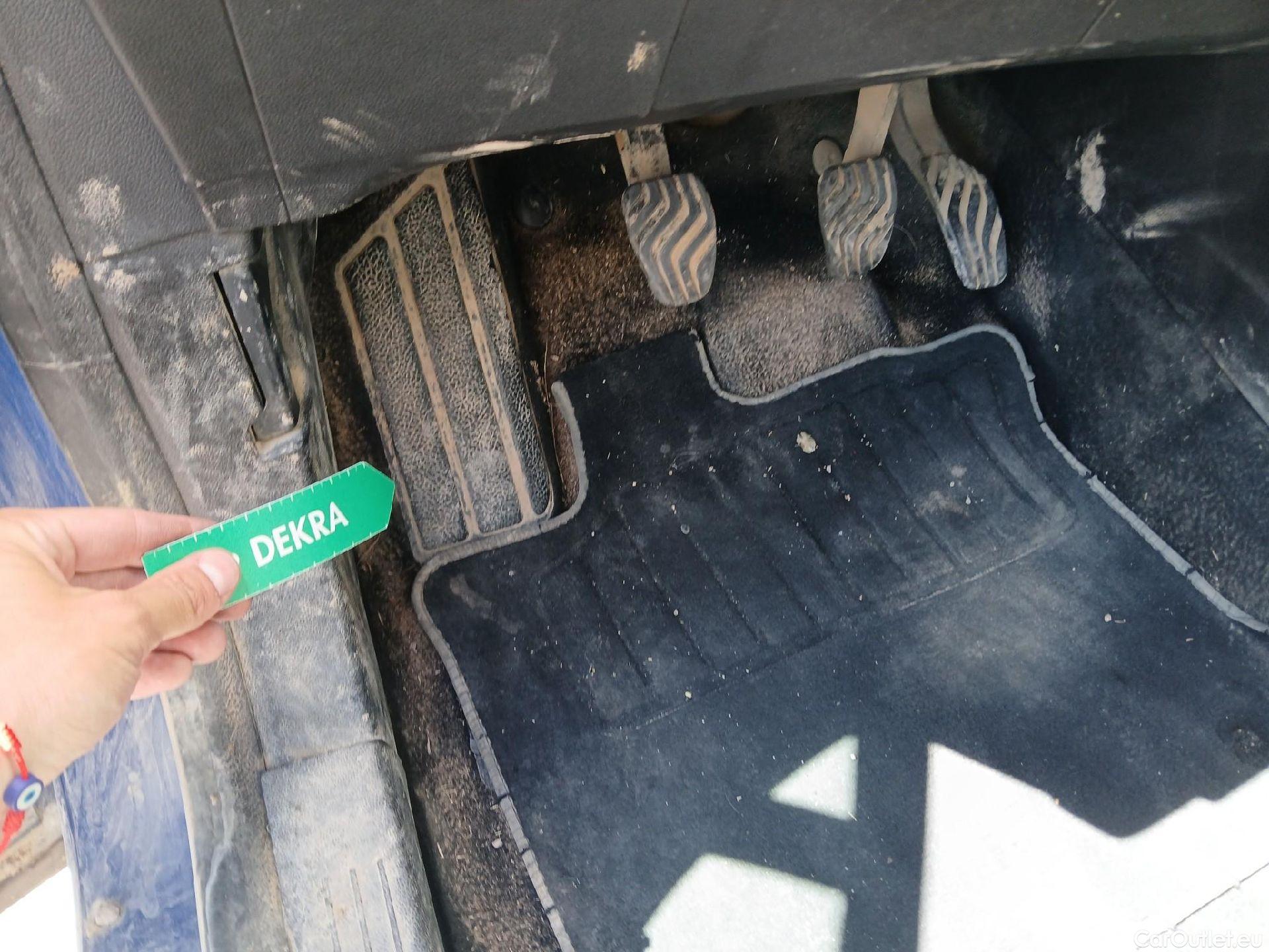  Renault  Captur RENAULT  / 2020 / 5P / todoterreno Intens TCe 90 #5