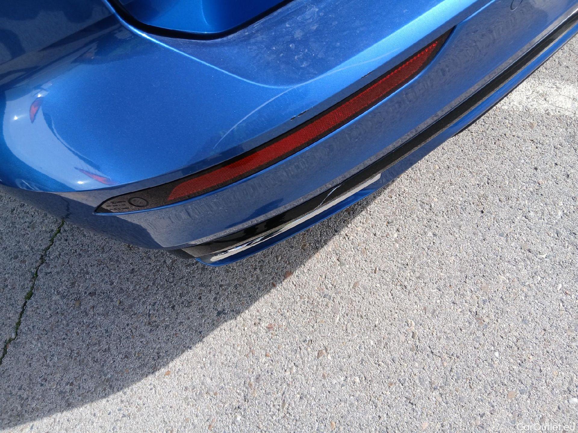  Volvo  V60 VOLVO  / 2018 / 5P / familiar 2.0 D4 R-Design Auto #34