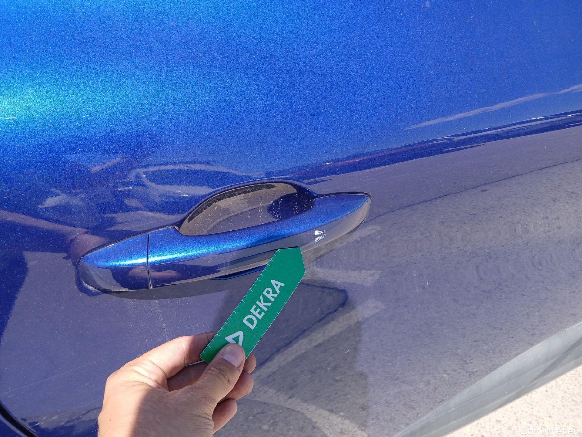  Renault  Captur RENAULT  / 2020 / 5P / todoterreno Intens TCe 90 #41