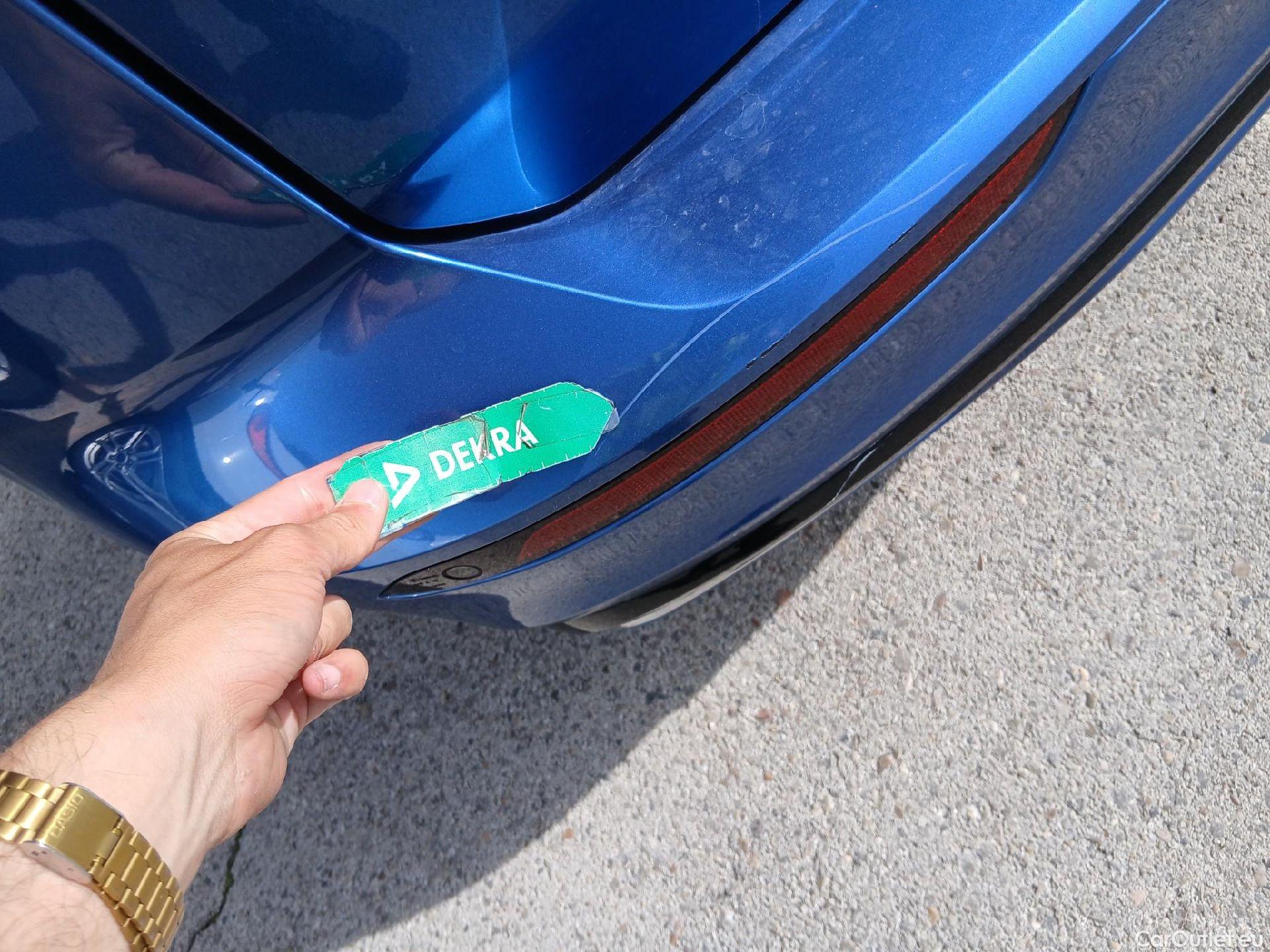  Volvo  V60 VOLVO  / 2018 / 5P / familiar 2.0 D4 R-Design Auto #31