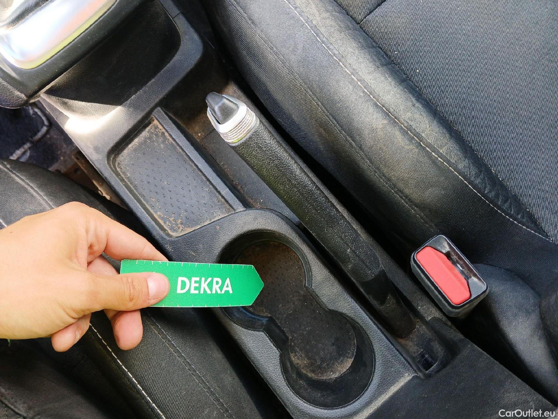  Renault  Captur RENAULT  / 2020 / 5P / todoterreno Intens TCe 90 #3