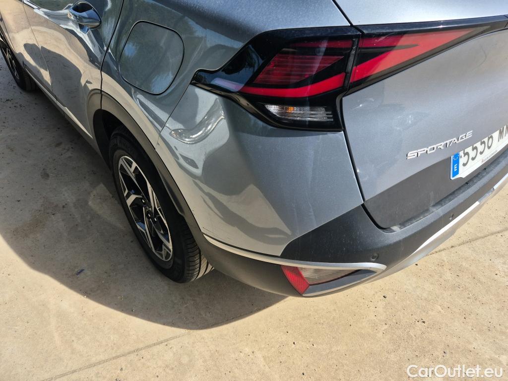  KIA  Sportage  Business 1.6 CRDi 135CV AT7 E6d #9