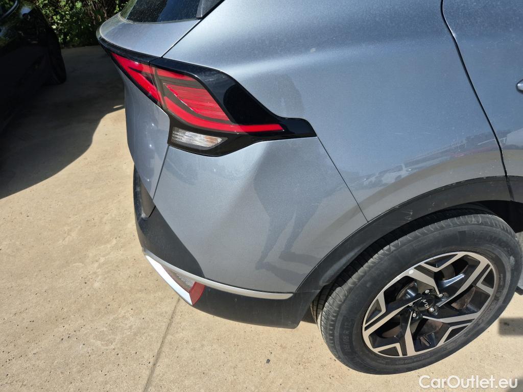  KIA  Sportage  Business 1.6 CRDi 135CV AT7 E6d #27