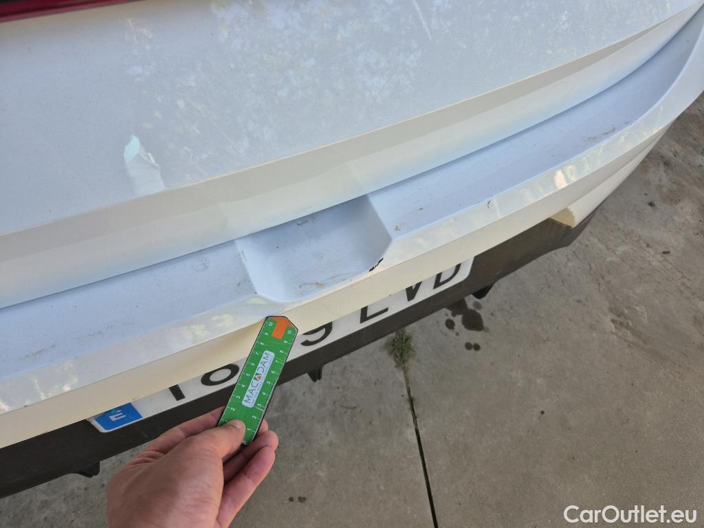  Hyundai  i20 HYUNDAI  / 2020 / 5P / berlina con portón 1.0 TGDI 74kW (100CV) 48V Essence #28