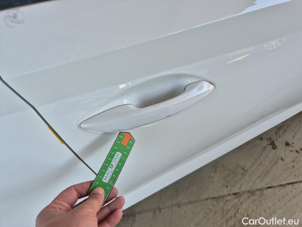  Hyundai  i20 HYUNDAI  / 2020 / 5P / berlina con portón 1.0 TGDI 74kW (100CV) 48V Essence #39